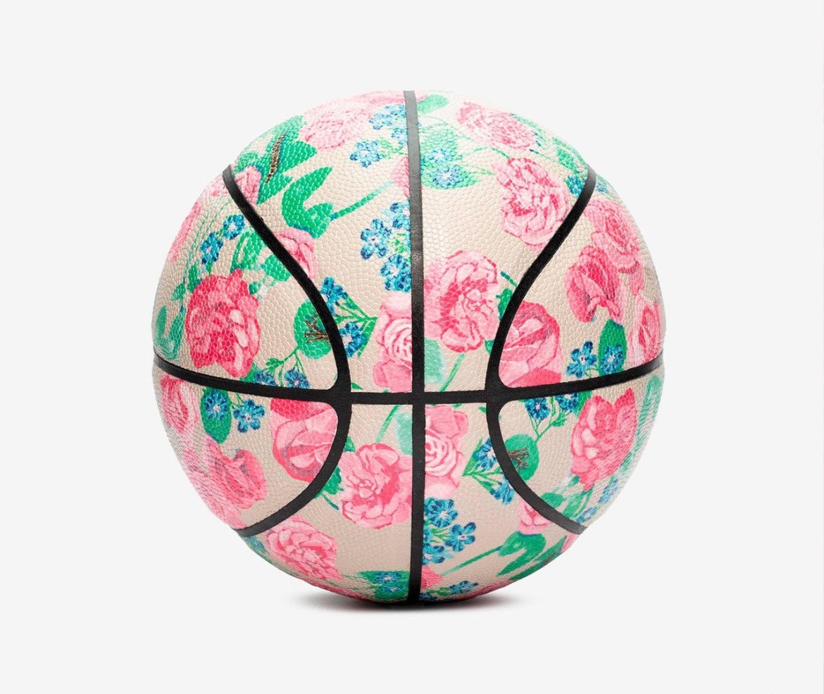 Sneakersnstuff Sneakersnstuff tie dye basketball SNS floral print 🌹🌺🌸 Size ONE SIZE - 6 Thumbnail