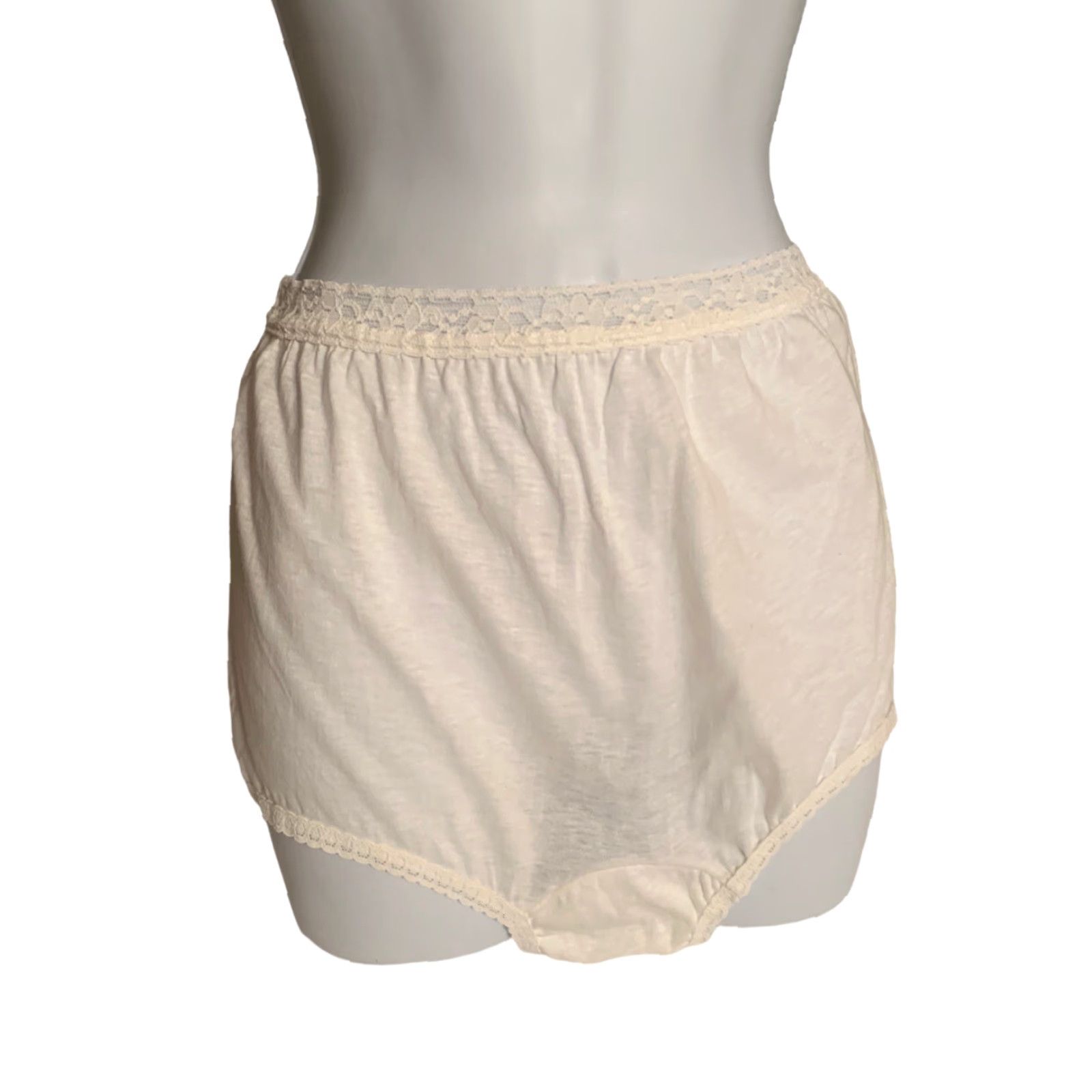 Vintage VINTAGE Amply Sized White Cotton Lace Trim Full Brief Panties Plus Sz 22/24 NOS Made in USA Womens Granny 1970s? Size 40" / US 18 - 2 Thumbnail