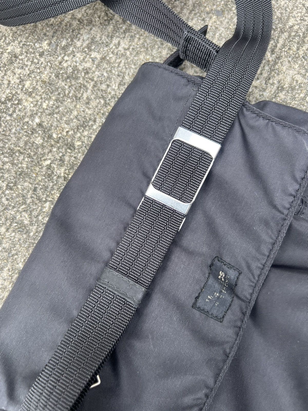 Yohji Yamamoto Vintage Yohji Yamamoto Y’saccs Black Sling Bag Size ONE SIZE - 22 Thumbnail