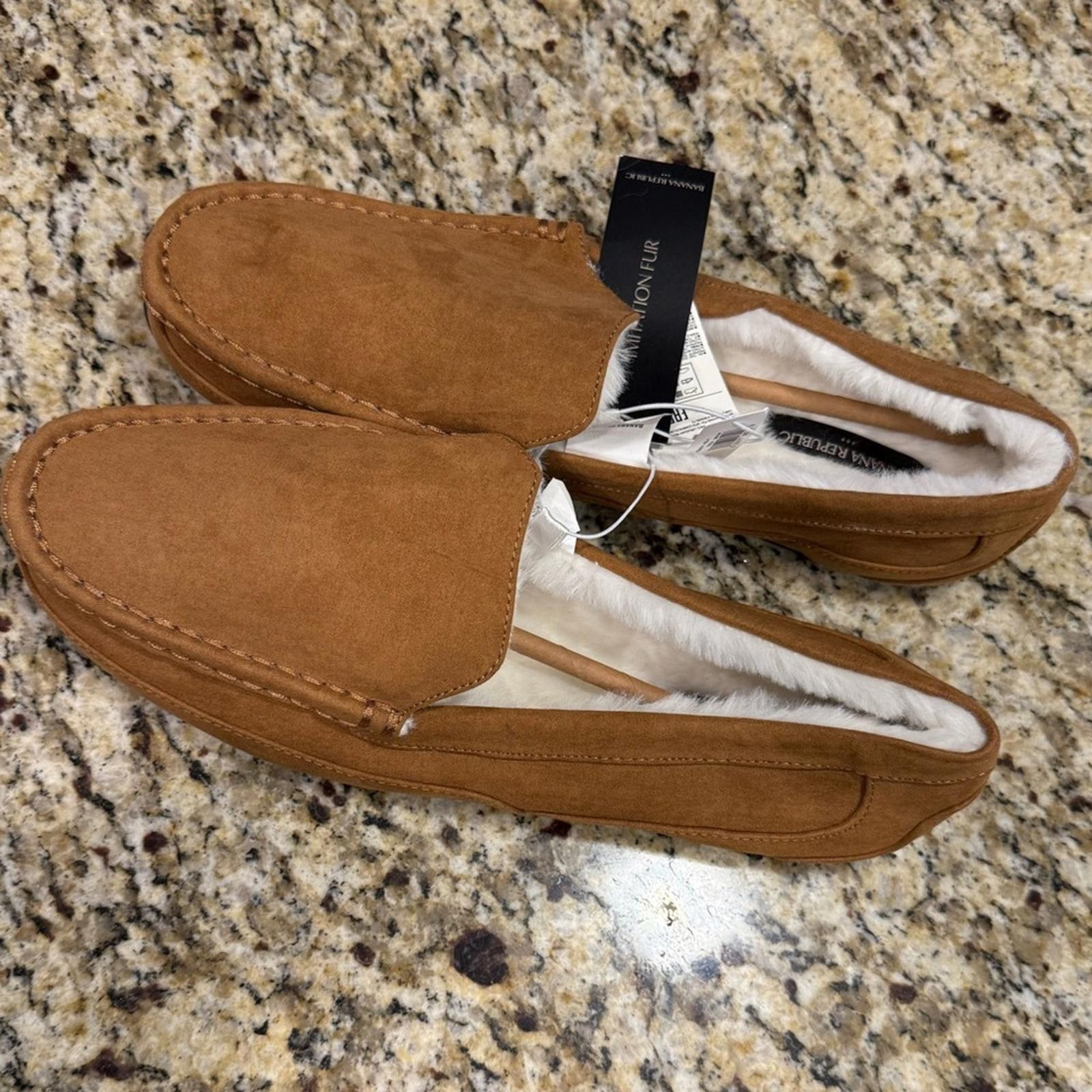 Other Banana Republic Factory tan faux leather & fur slipper XL Size US 7.5 / IT 37.5 - 5 Thumbnail