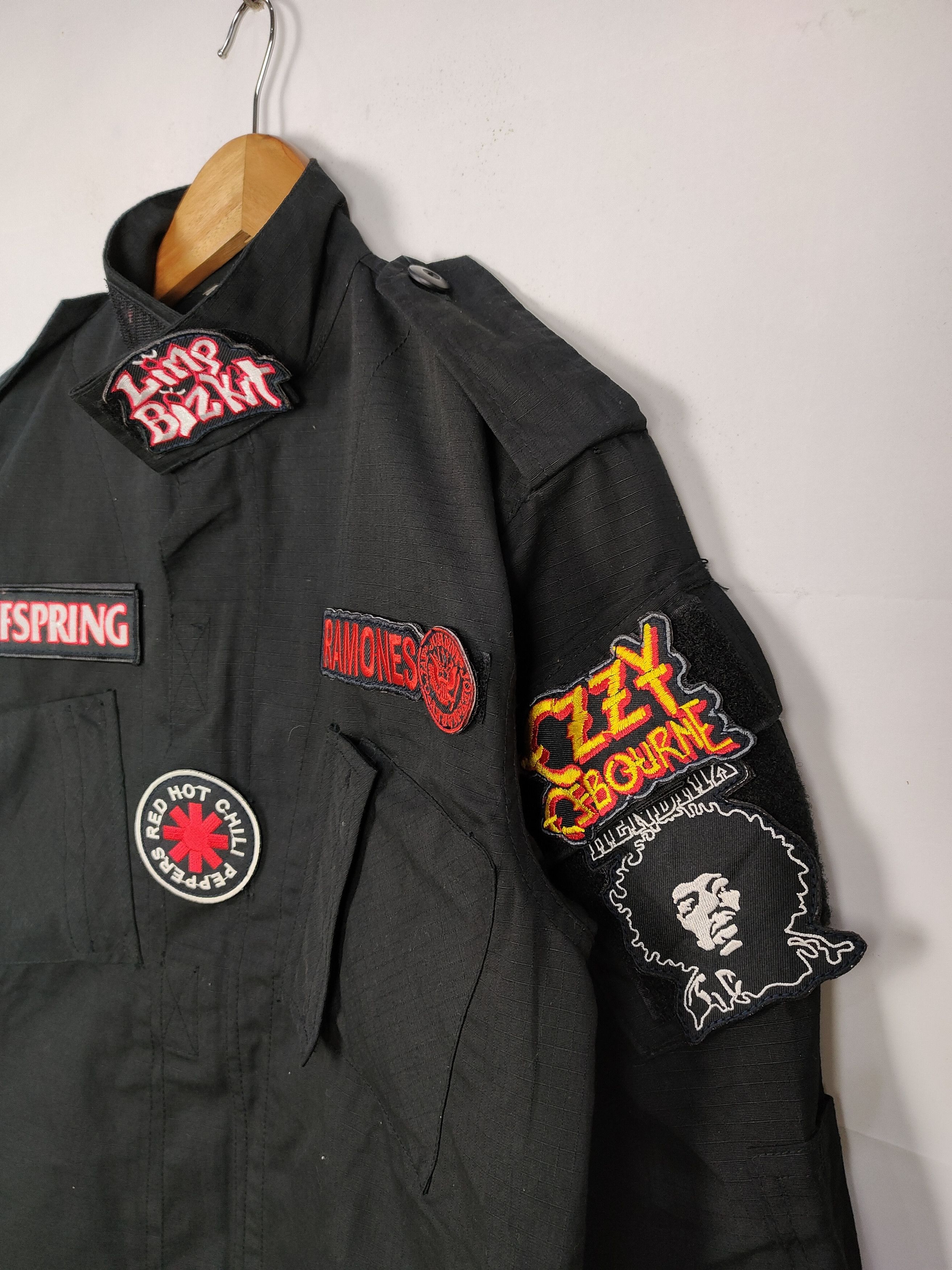 Band Tees Black Military Jacket with Bands Patches Size US M / EU 48-50 / 2 - 3 Thumbnail