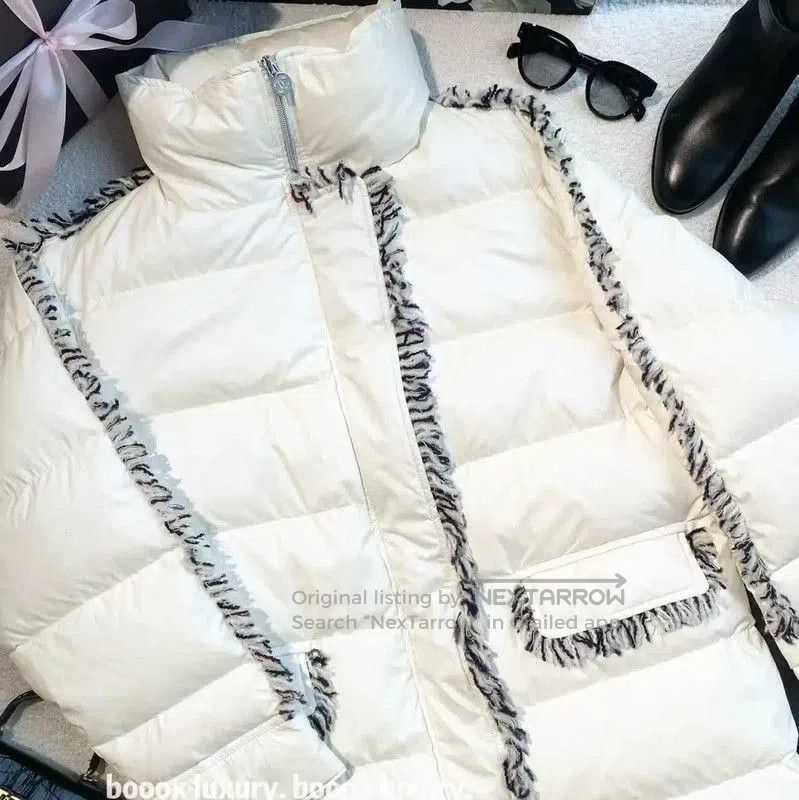 Chanel Chanel White Nylon Women's Down Jacket . Size XXS / US 00 / IT 34 - 4 Thumbnail