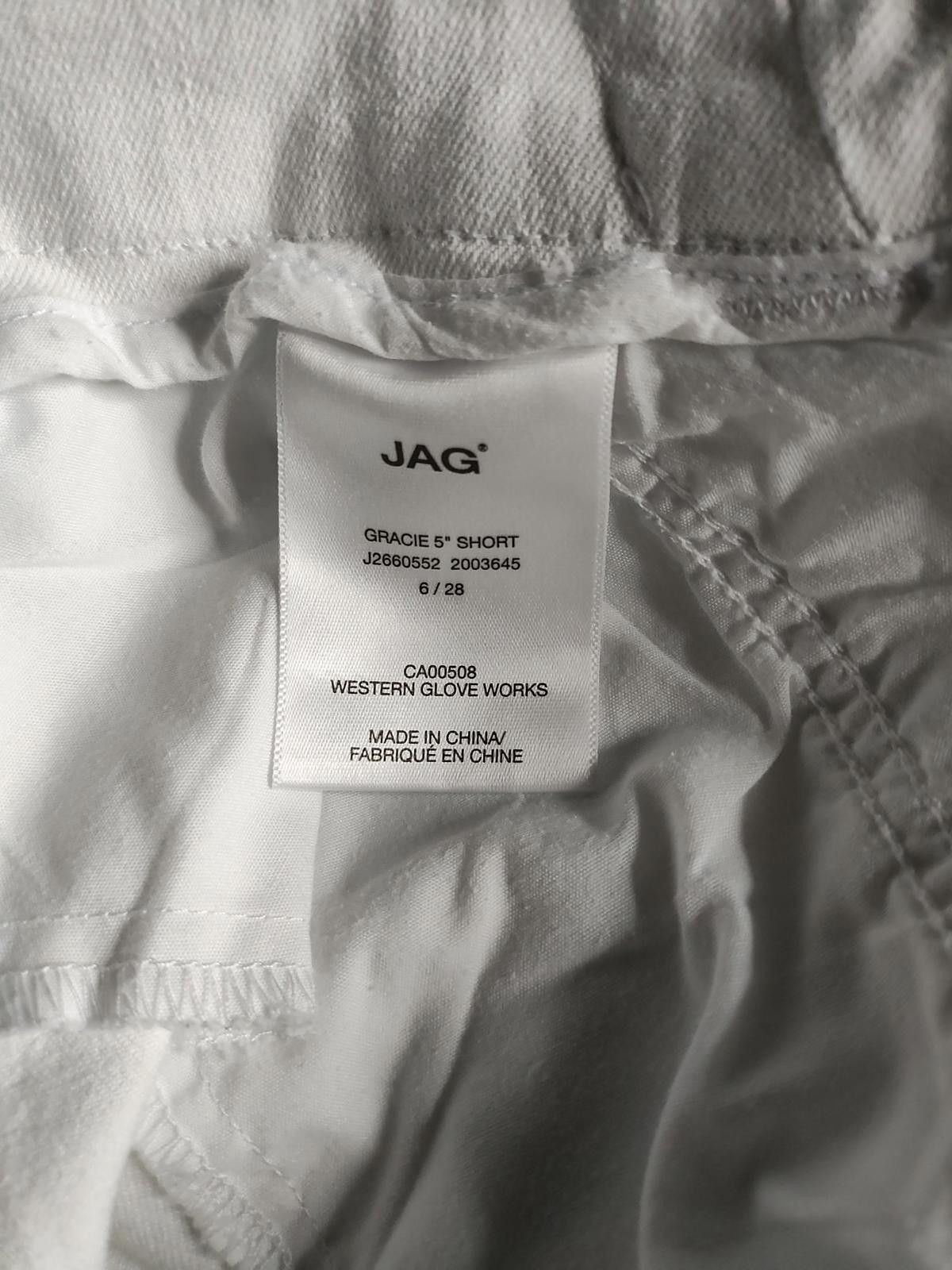 Designer JAG Jeans Gracie 5" White Shorts Size 6 Size 28" / US 6 / IT 42 - 3 Thumbnail