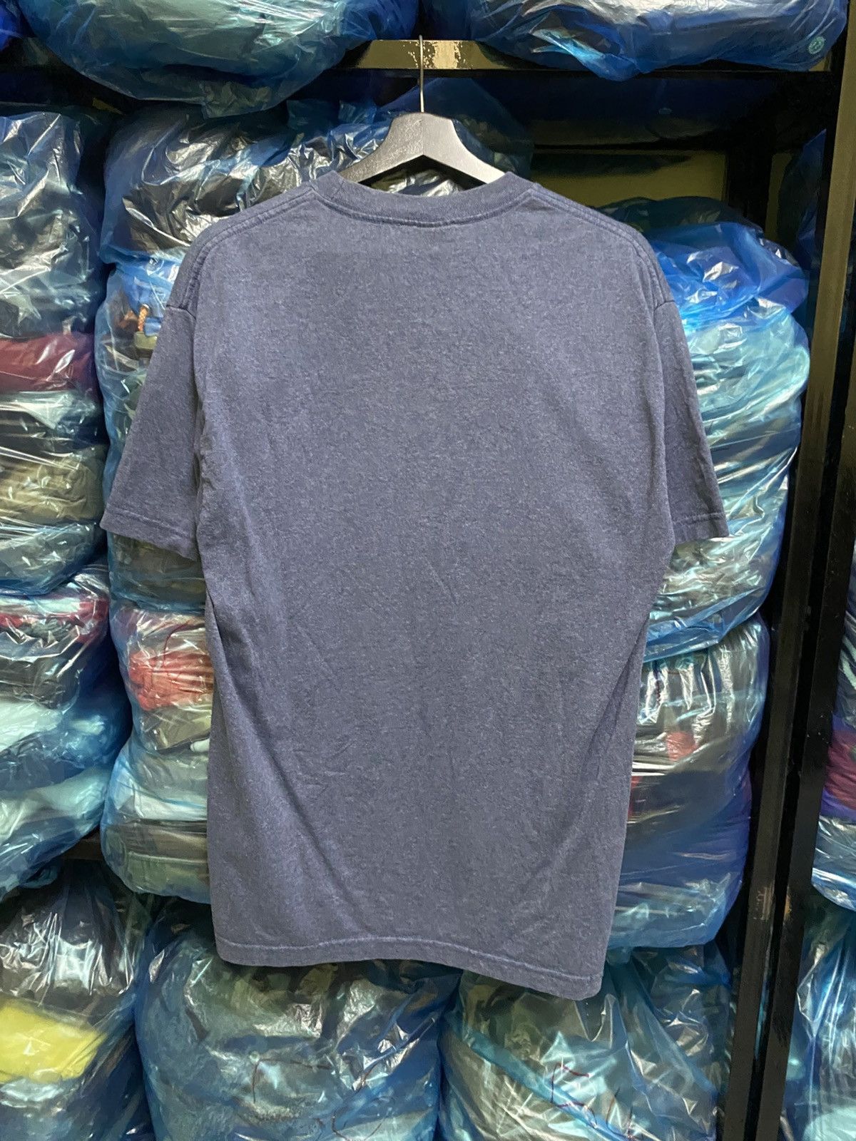 Vintage Vintage 2000s Gold’s Gym “Serious Fitness” Blue Graphic Size US M / EU 48-50 / 2 - 9 Thumbnail