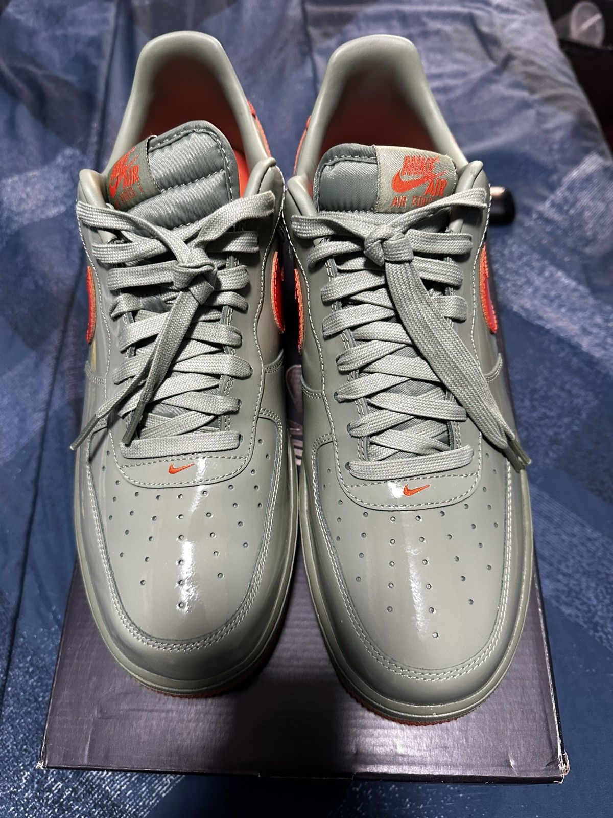Nike NIKE AIR FORCE 1 OIL GREEN SAFETY Size US 12.5 / EU 45-46 - 8 Thumbnail