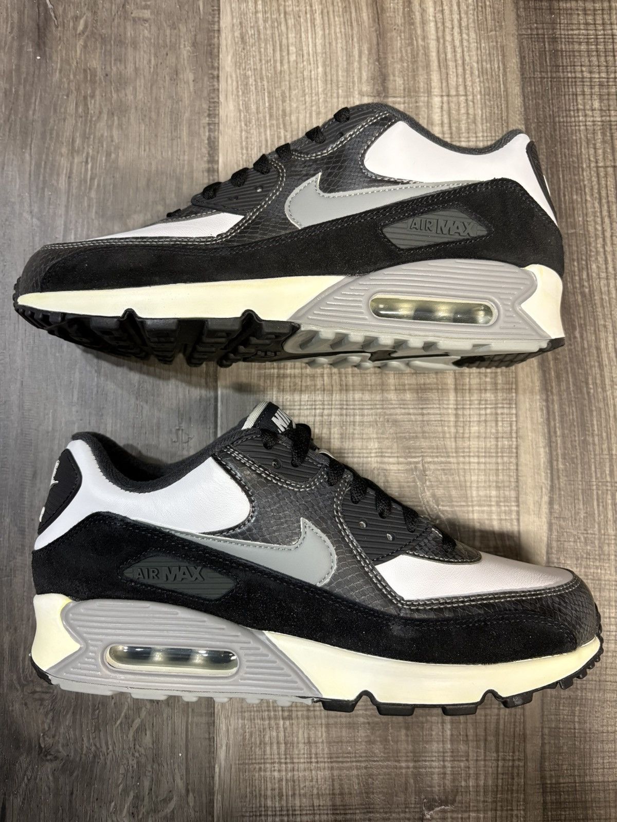 Nike Nike Air Max 90 Python size 9 Size US 9 / EU 42 - 2 Thumbnail