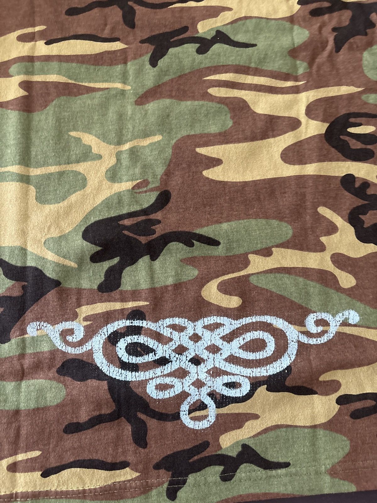 basketcase gallery Basketcase gallery cryptkeeper camo tee t-shirt Size US M / EU 48-50 / 2 - 6 Thumbnail