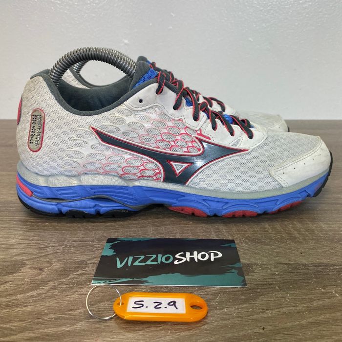 Mizuno wave inspire online 11