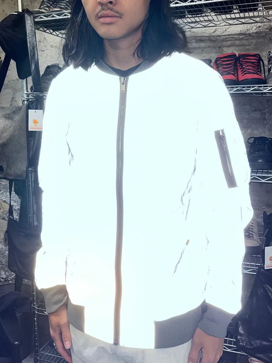 Rick Owens Rick Owens Grey Reflective Nylon Bomber Jacket Size US M / EU 48-50 / 2 - 3 Thumbnail
