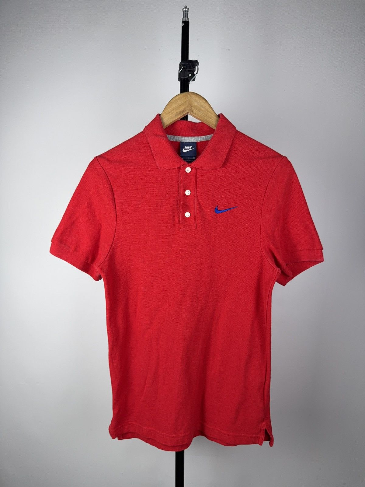 Nike × Vintage Vintage 00s Tennis/ Golf Nike Red Polo Shirt Size US S / EU 44-46 / 1 - 1 Thumbnail