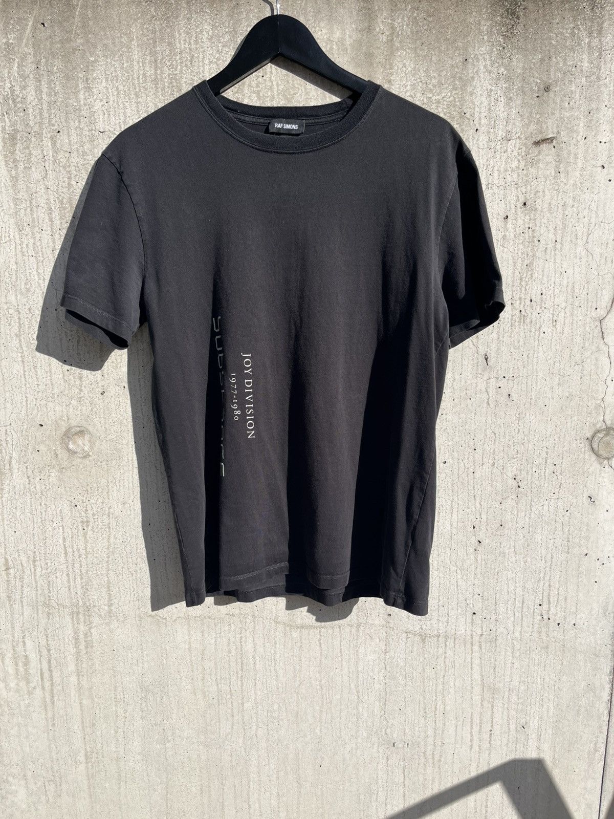 Raf Simons SOLD joy division tee Size US M / EU 48-50 / 2 - 2 Thumbnail