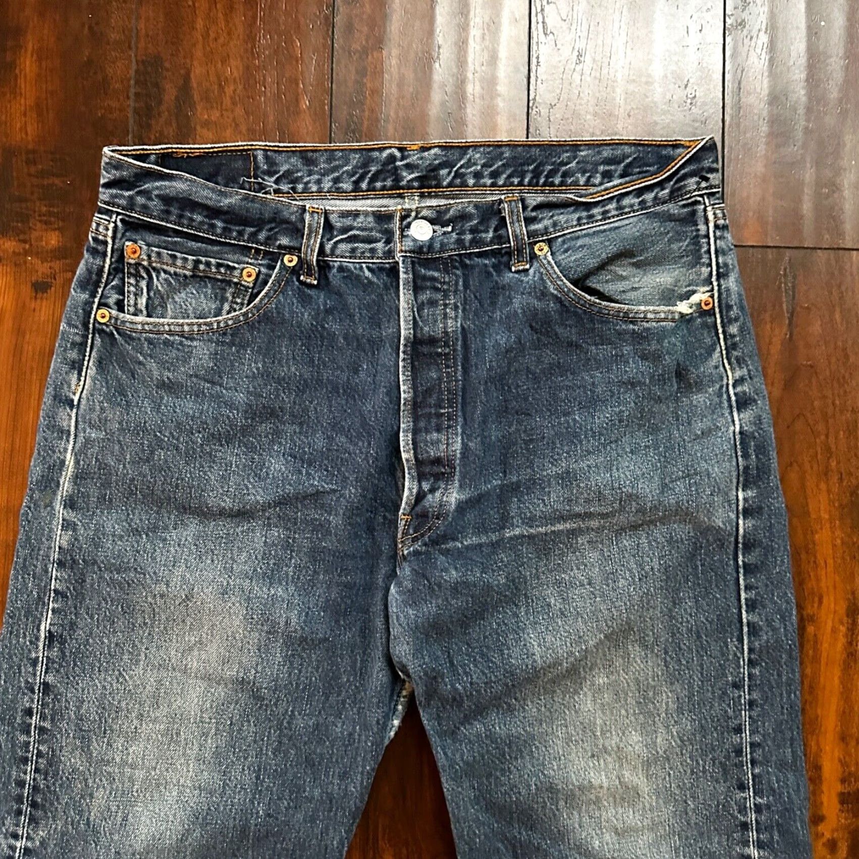 Levi's VINTAGE Levi's 501 Jeans - Men - Straight - 36x30 - Light Blue Denim - 90s Canada - Button Fly - Classic Fit Size US 36 / EU 52 - 2 Thumbnail