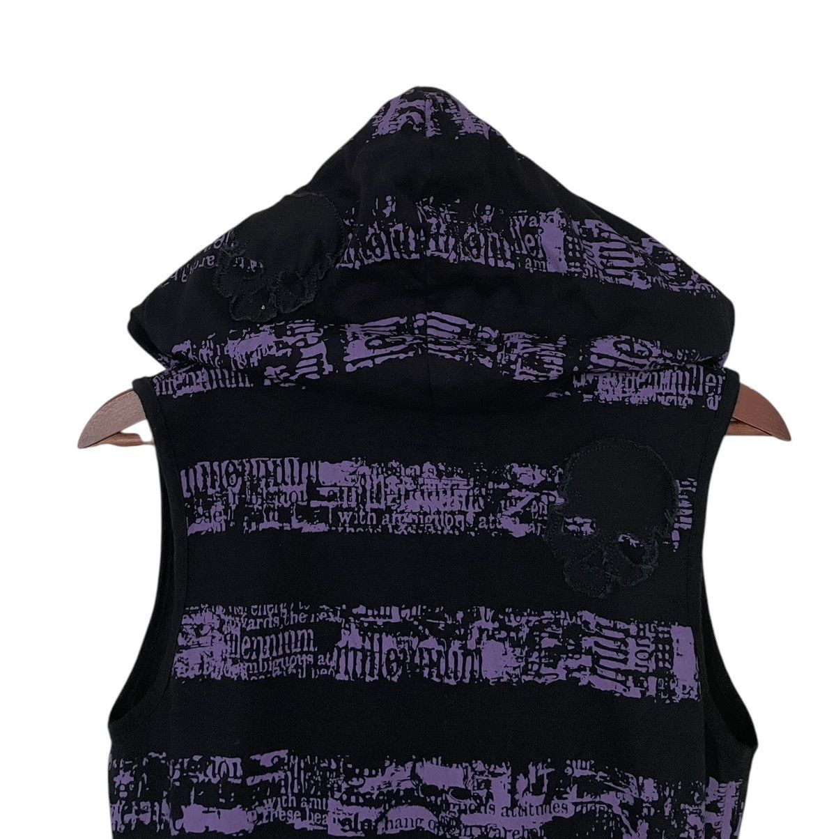 Japanese Brand Vintage Brand Mad Punks Sleeveless Cat Ear Hoodie 2000s Size US M / EU 48-50 / 2 - 4 Thumbnail