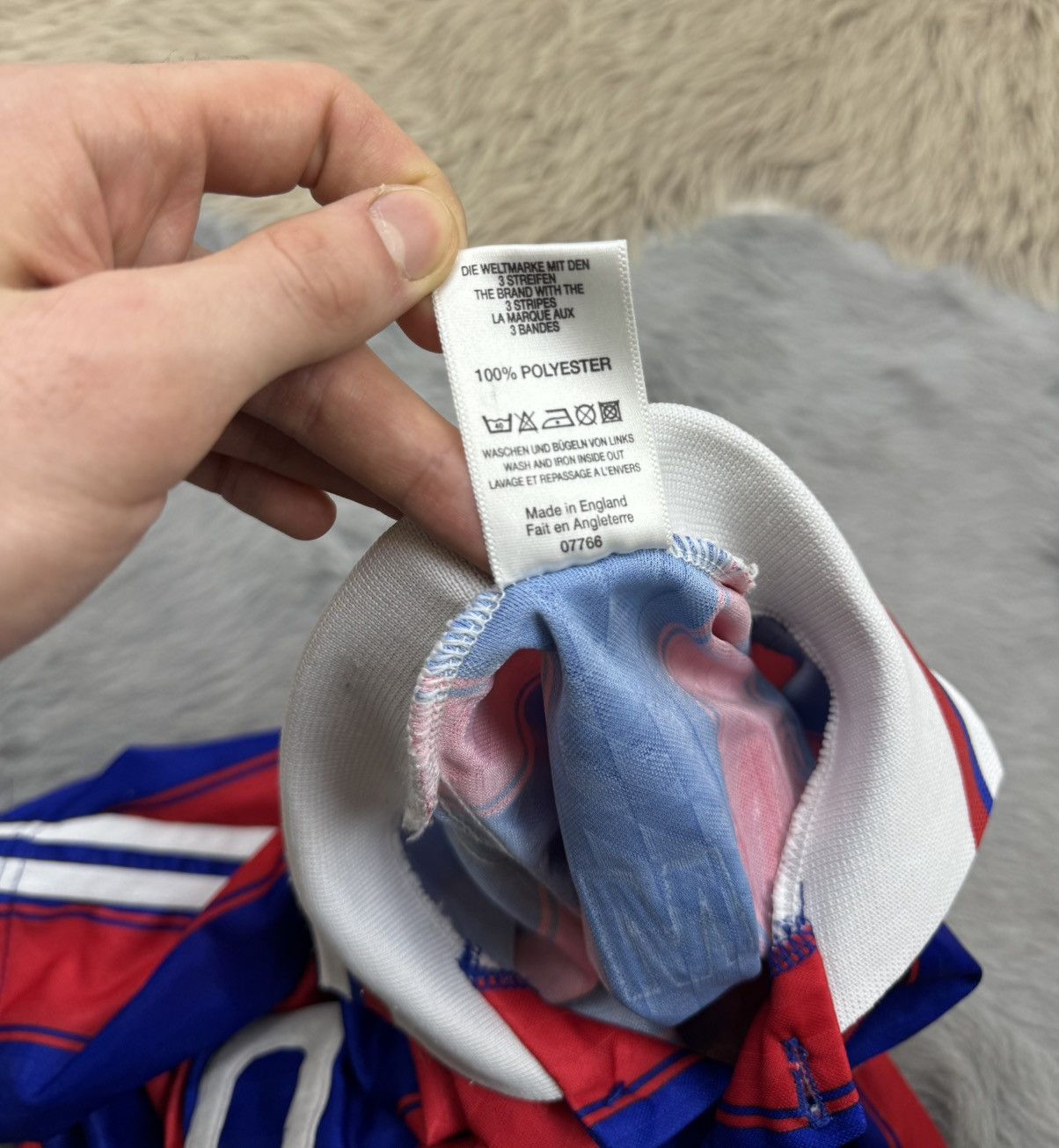 Adidas 1995 1997 Bayern Munich Vintage Home Soccer Tee Jersey Shirt Size US L / EU 52-54 / 3 - 6 Thumbnail