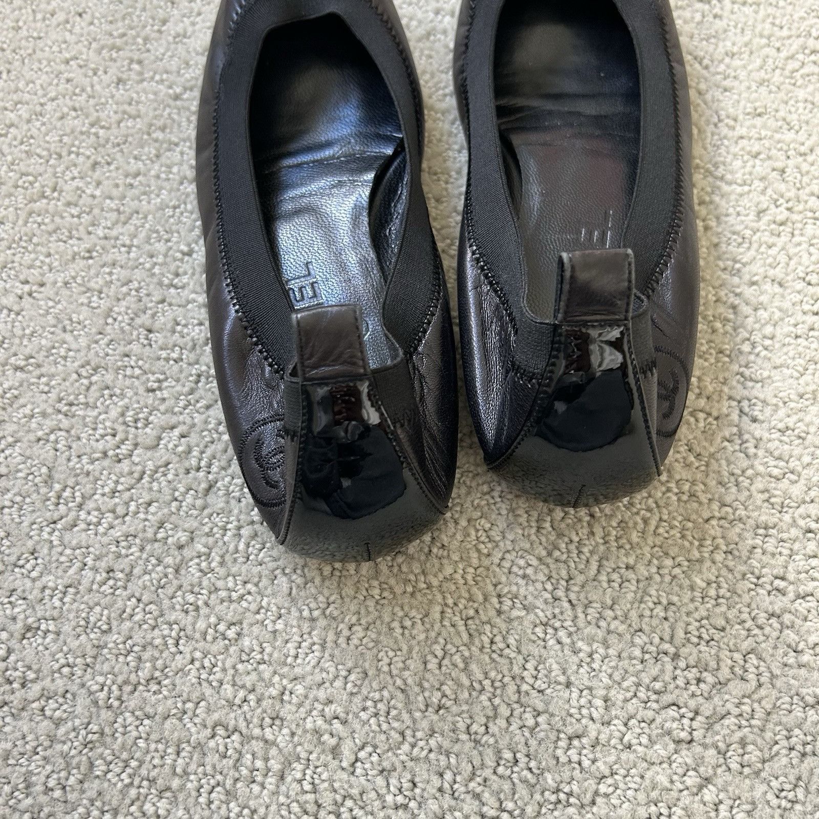 Chanel CHANEL Women’s Cap Toe Black Leather Ballet Flats Logo CC Si Size US 6.5 / IT 36.5 - 8 Thumbnail