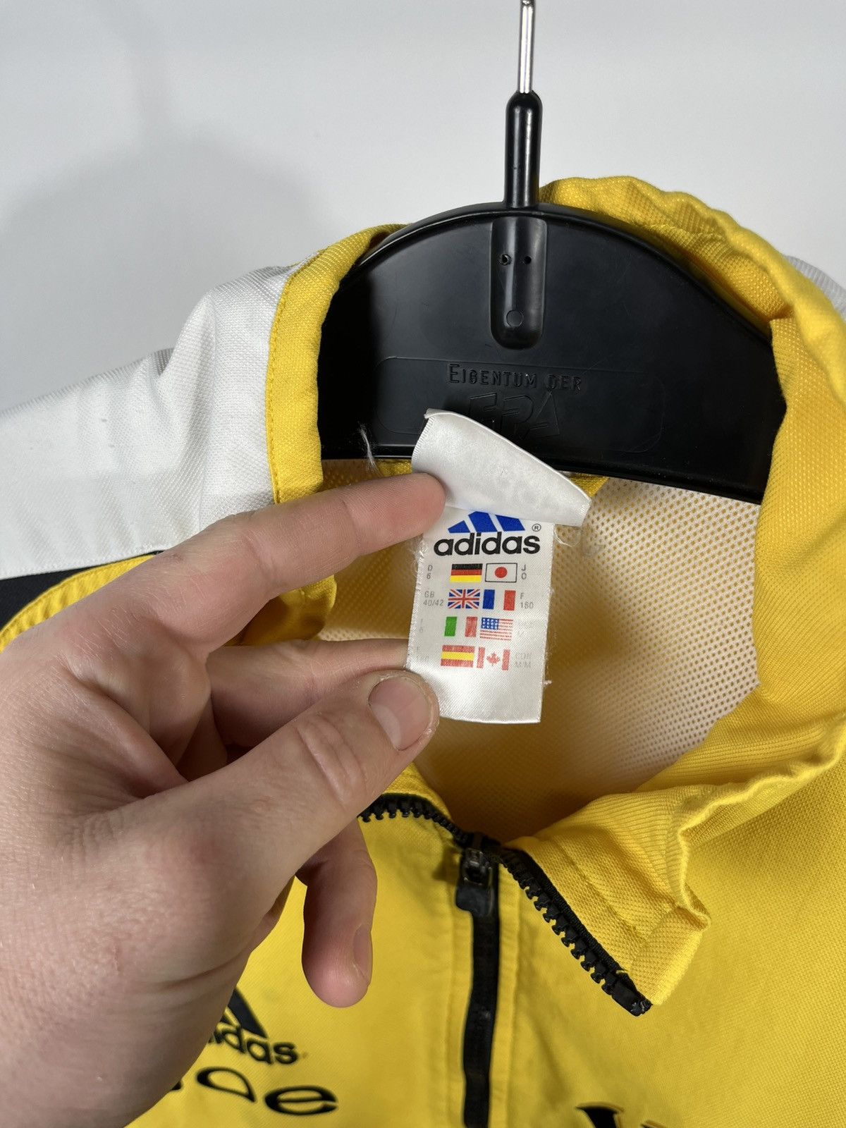 Adidas Vintage Adidas Yellow Black Team Zip Up Jacket Size US M / EU 48-50 / 2 - 7 Thumbnail