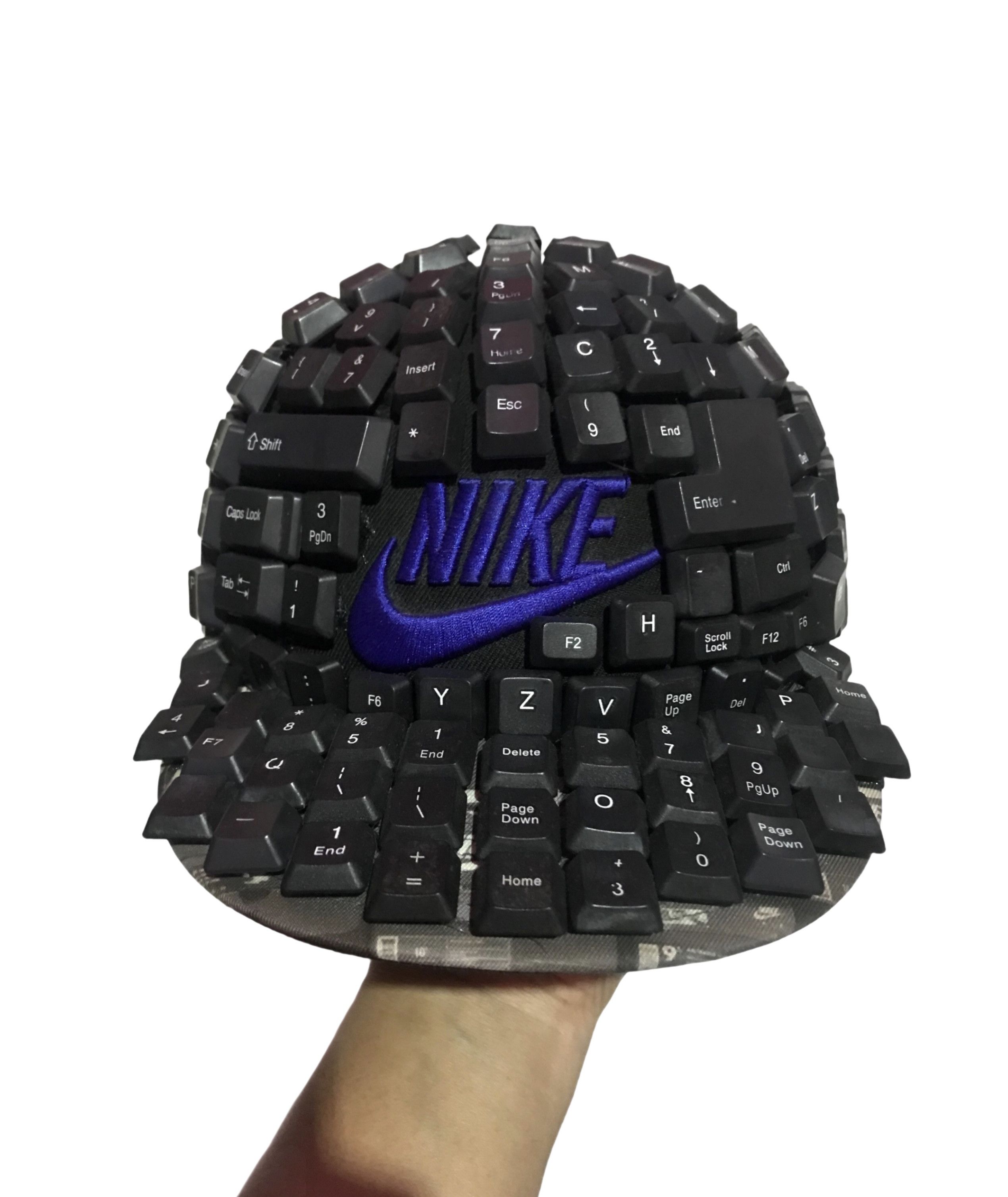 Nike ‼️ARCHIVE‼️NIKE BUTTON KEYBOARD REWORK SNAPBACK Size ONE SIZE - 1 Thumbnail
