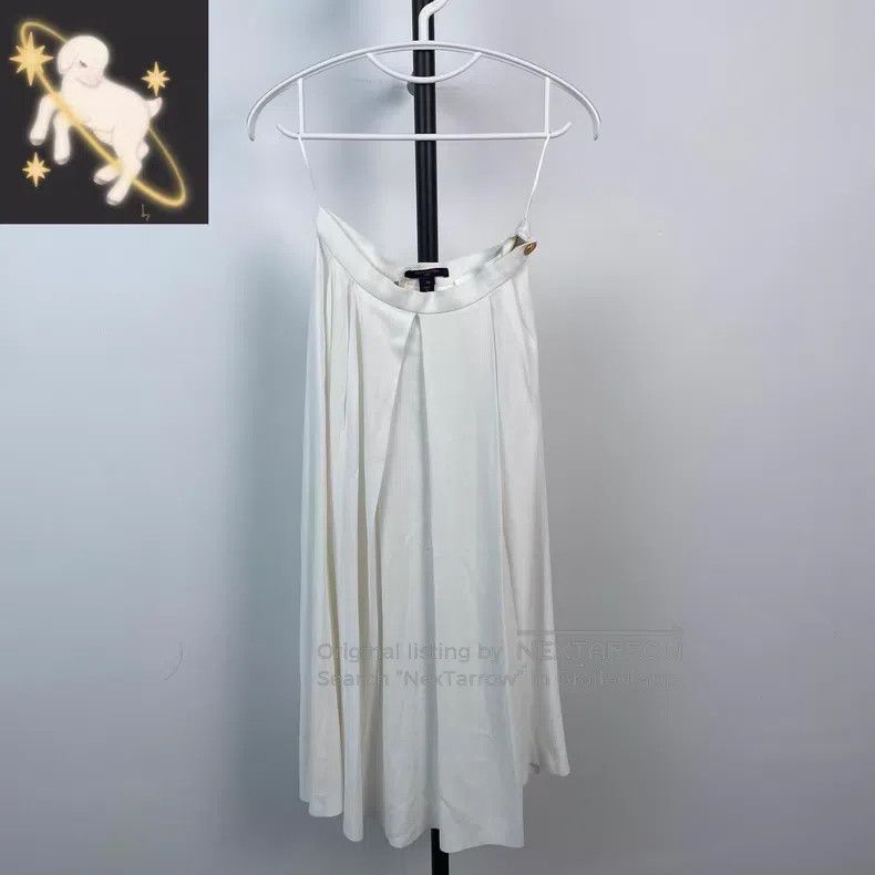 Louis Vuitton Louis Vuitton White long gold button pleated dress Size XXS / US 00 / IT 34 - 1 Thumbnail