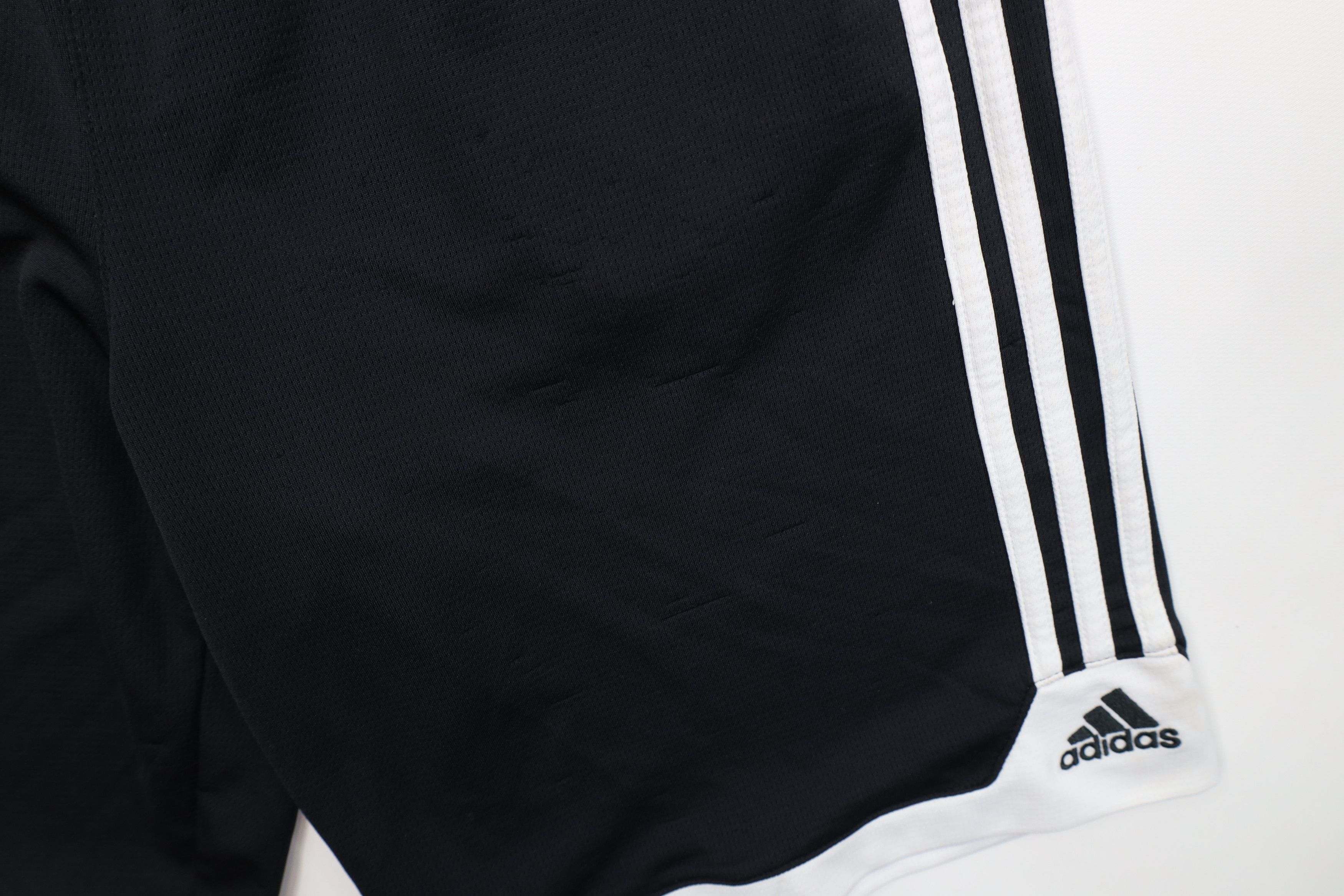 Adidas Vintage Adidas Spell Out Running Jogging Soccer Shorts Size US 32 / EU 48 - 6 Thumbnail
