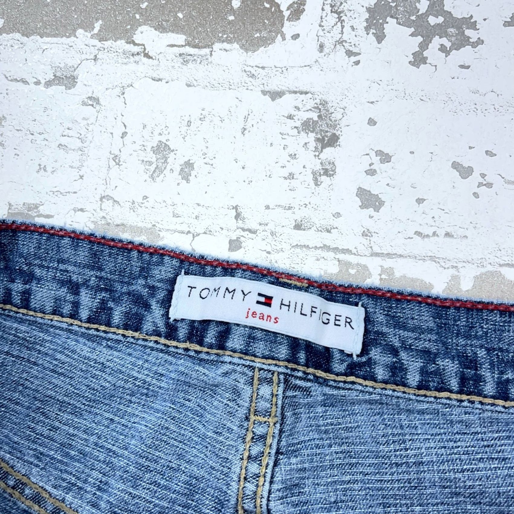Tommy Hilfiger VINTAGE Tommy Hilfiger Jeans Women 16 Boot Cut Med Wash Denim Pants Ladies Y2K 90s Hipster Classic Mens Womens Size 38" / US 16 / IT 52 - 5 Thumbnail