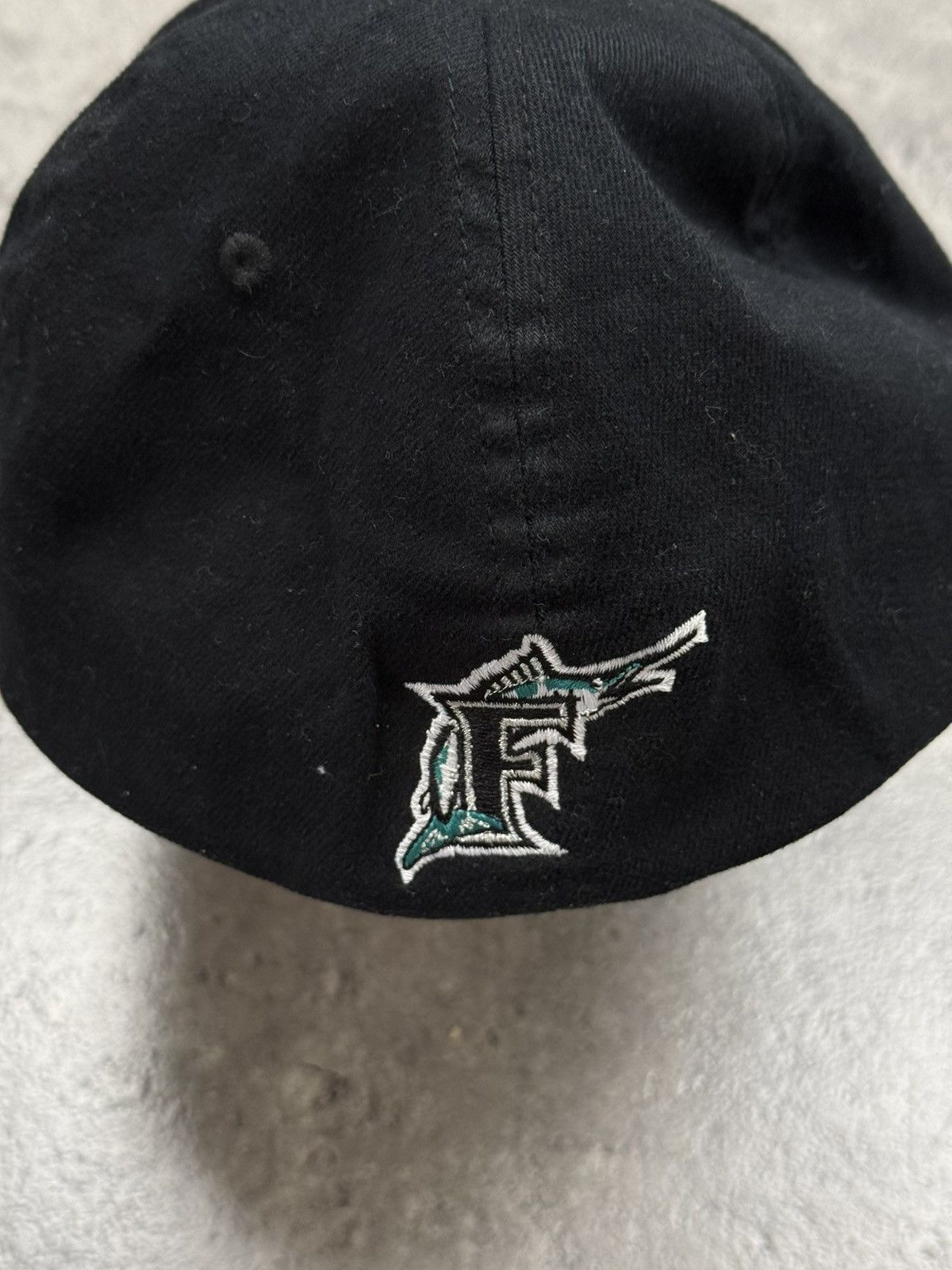 Nike Vintage Nike x NFL Marlins Cap Streetwear Sport Style 00s Size ONE SIZE - 4 Thumbnail