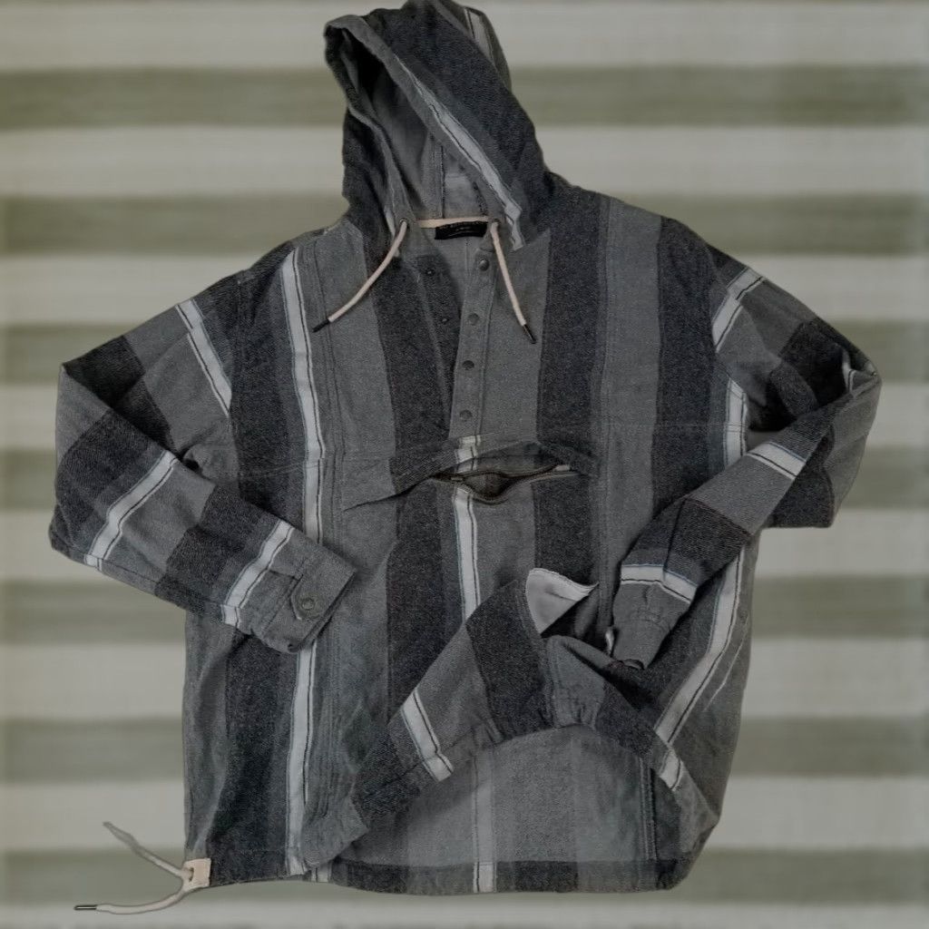 Vintage No Boundaries Woman Hooded Pullover Anorak Shirt 1/4 Button Striped Gray Cotton Blend M Size Womens Activewear Hoodie Size M / US 6-8 / IT 42-44 - 1 Thumbnail