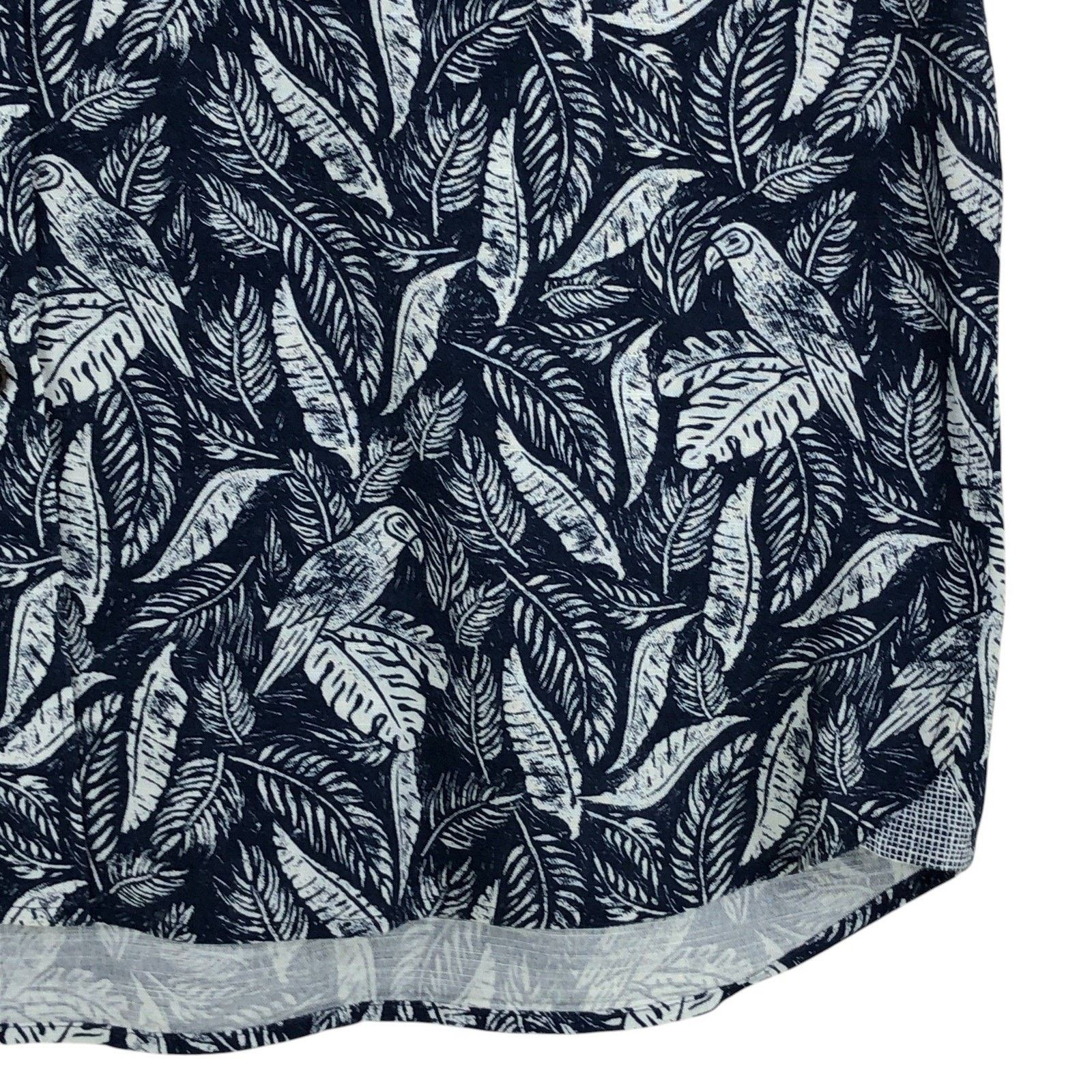 Ted Baker Ted Baker Shirt L Toucan Leaf Resort Short Sleeve Button Up Size US L / EU 52-54 / 3 - 5 Thumbnail