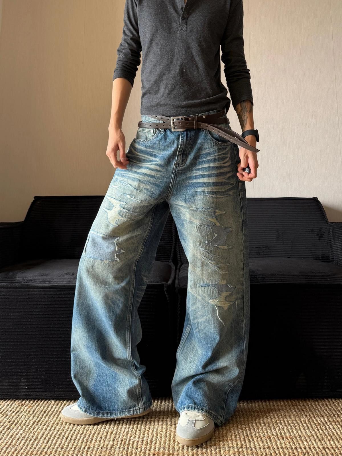 Vintage Blue Distressed Wide Leg Jeans, Baggy Denim Pants Size US 30 / EU 46 - 1 Thumbnail