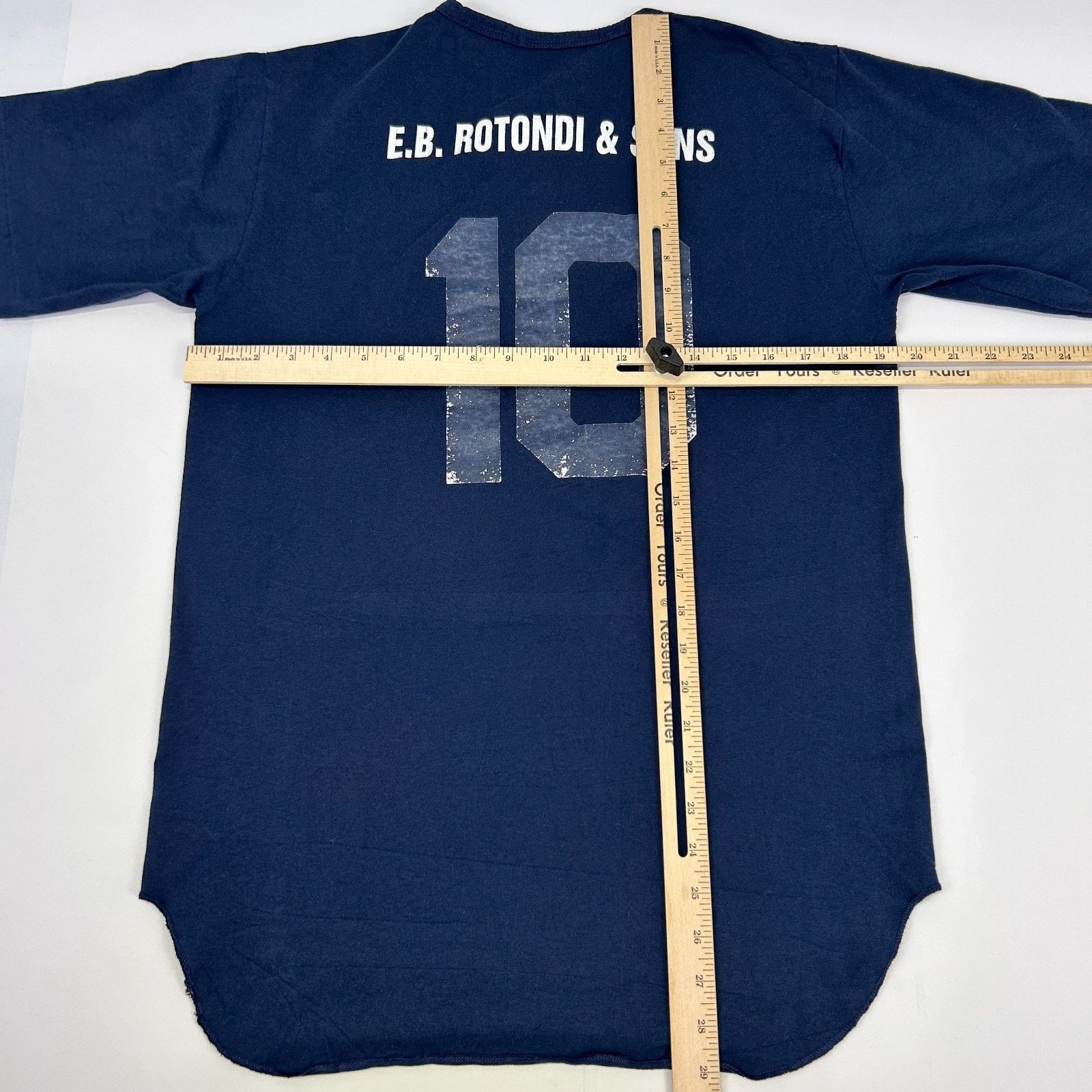 Vintage Vintage 90s Winchester Softball Henley T Shirt USA Blue M Size US M / EU 48-50 / 2 - 9 Thumbnail