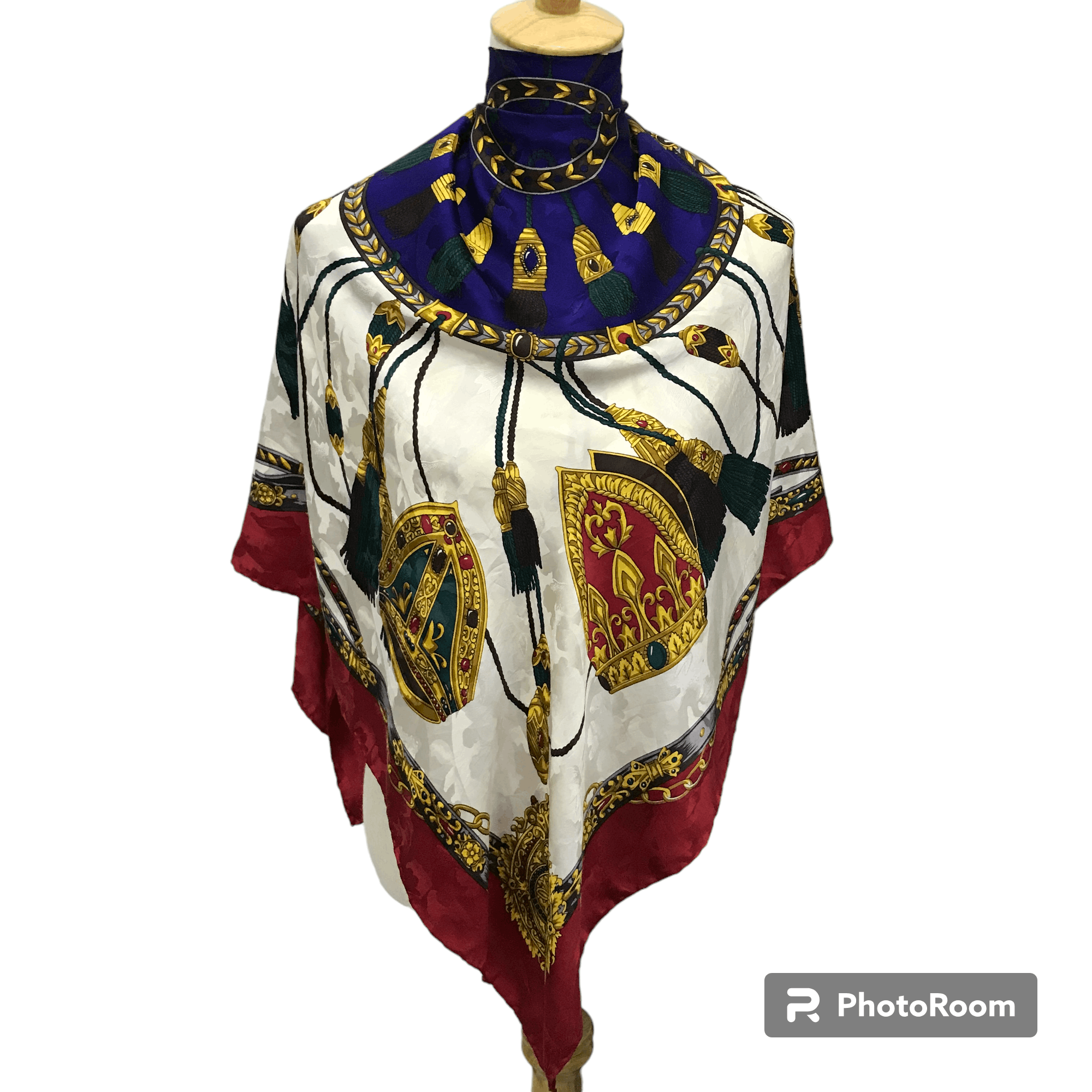 Vintage Luxury Papal Tiara Silk Design Scarf M222