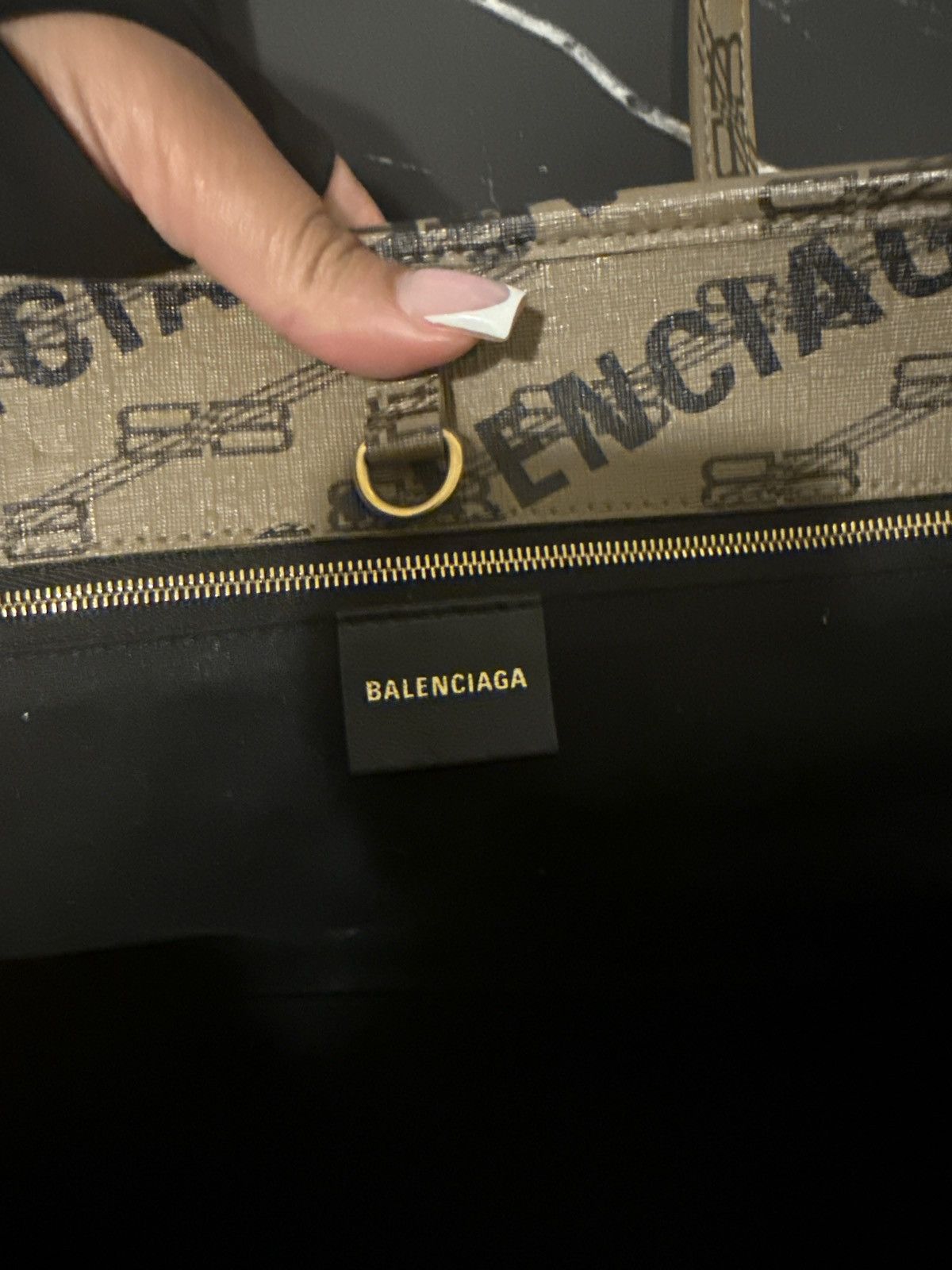 Balenciaga Balenciaga Large Monogram Signature Shopping Bag Size ONE SIZE - 3 Thumbnail