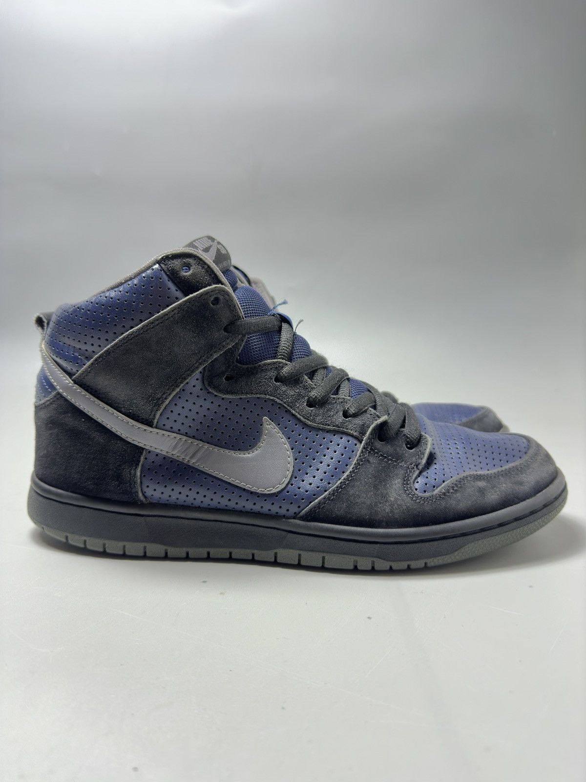 Nike NIKE SB DUNK HIGH - GINO IANUCCI Size US 11 / EU 44 - 2 Thumbnail