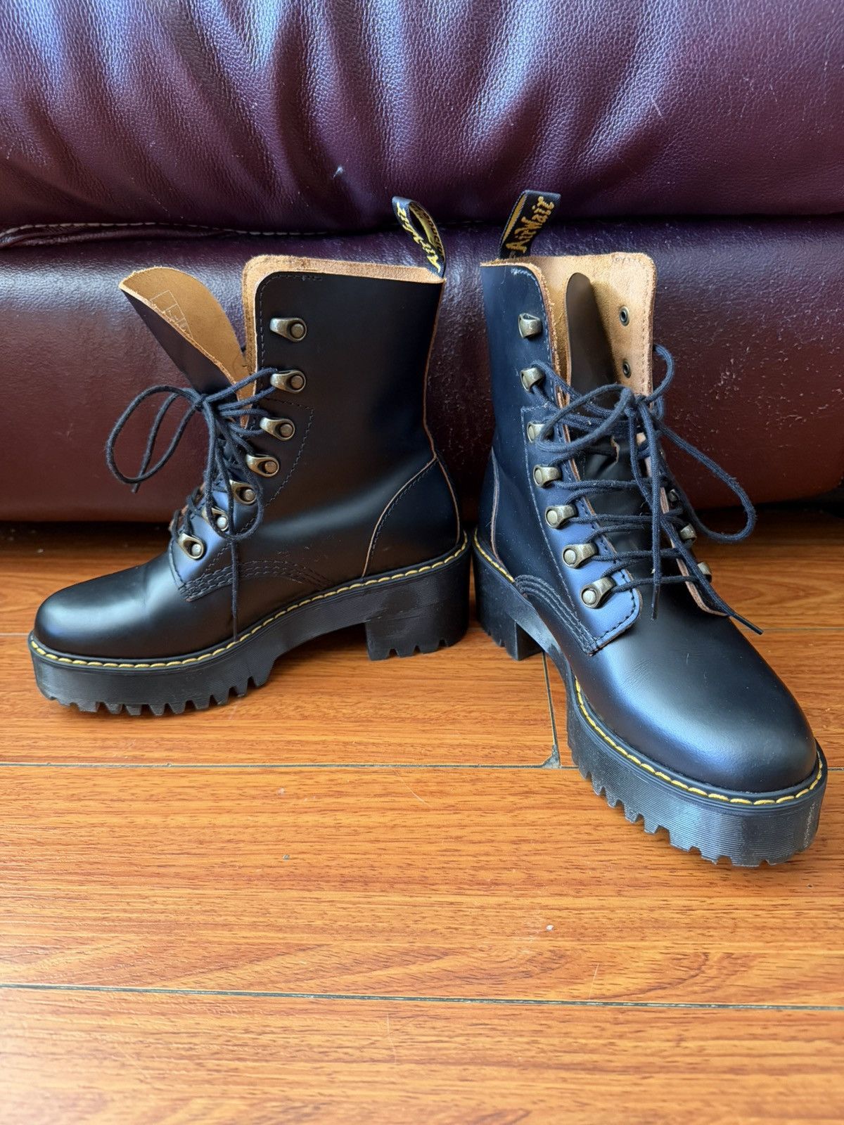 Dr. Martens Dr. Martens Leona Size US 7 / IT 37 - 2 Thumbnail