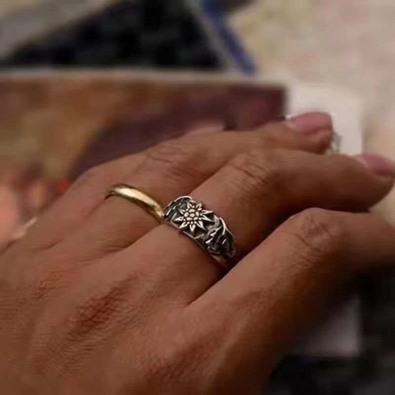 Designer × Jewelry Resizeable Vintage Flower Rings Size ONE SIZE - 1 Thumbnail