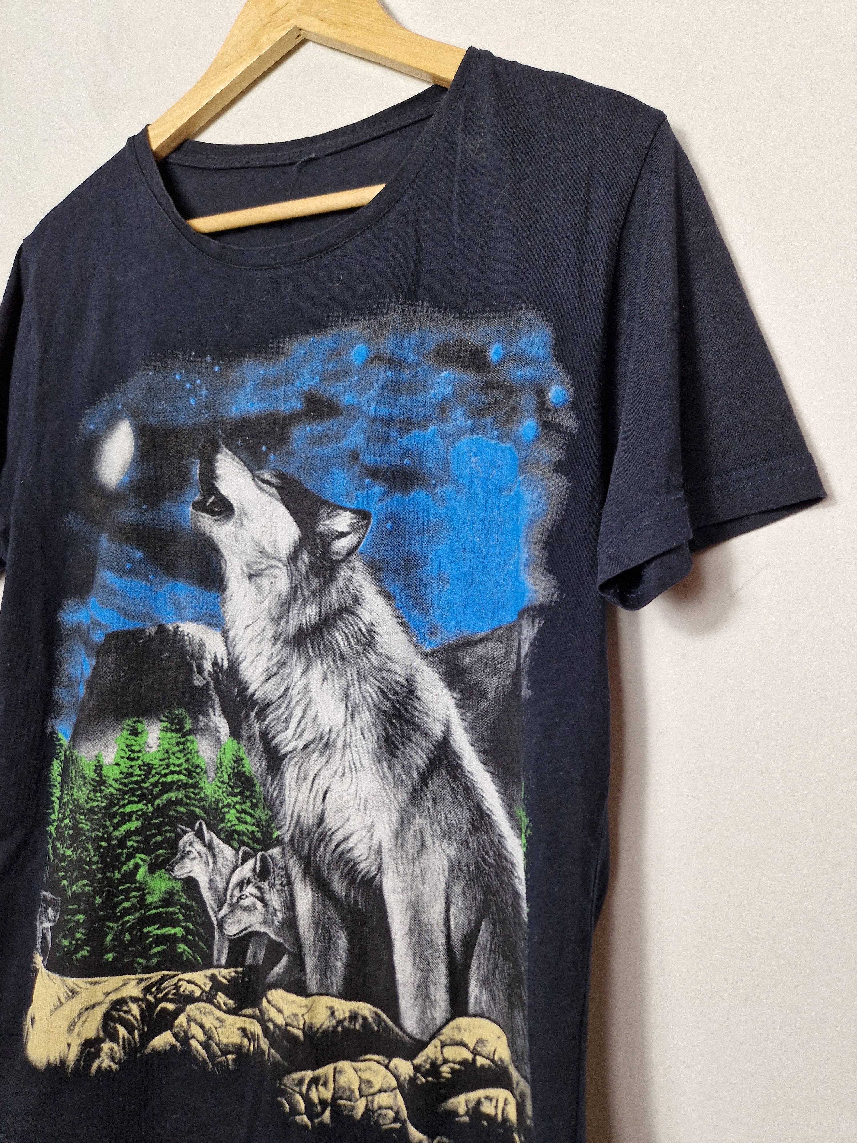 Vintage vintage y2k wolfs animal tee Size US L / EU 52-54 / 3 - 3 Thumbnail