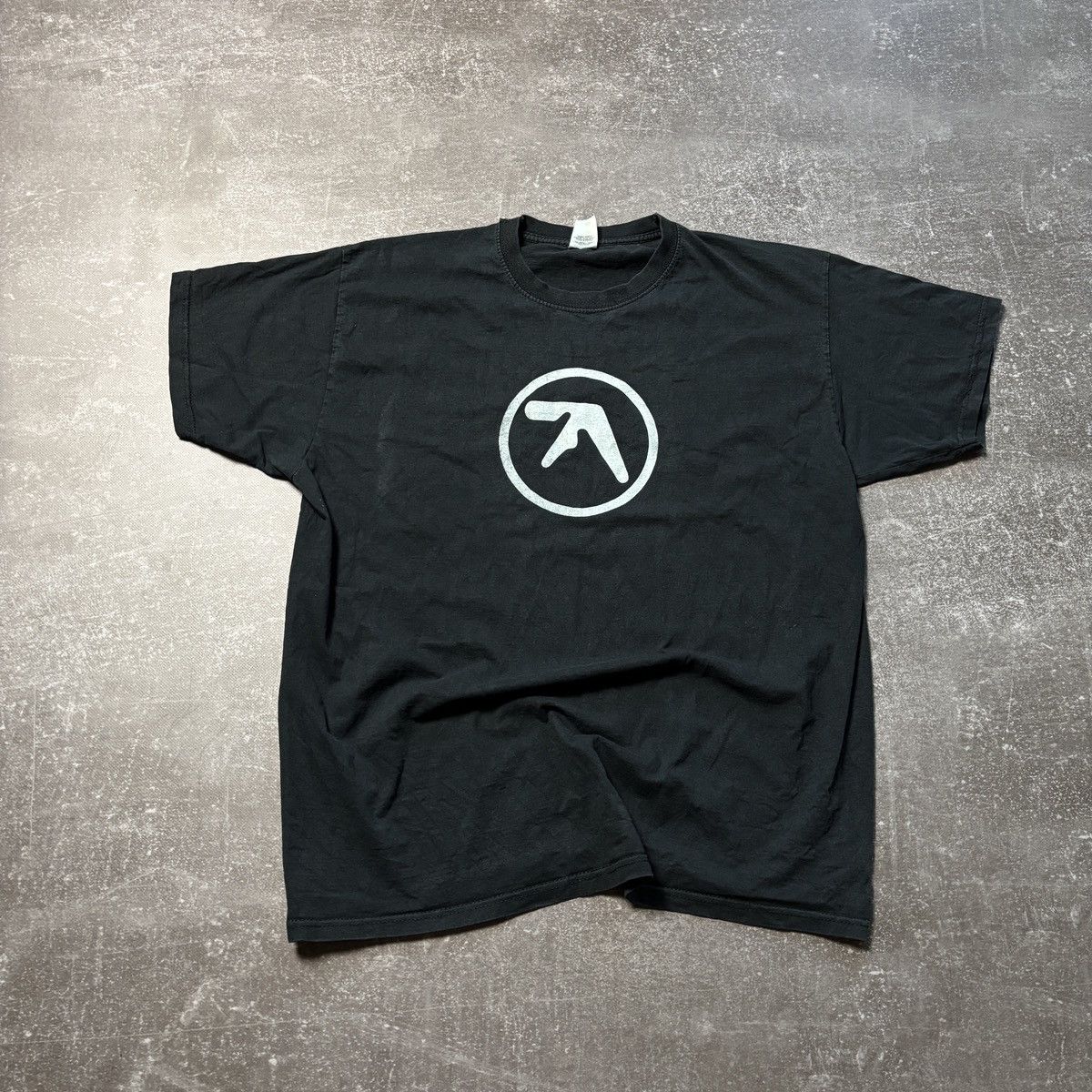 Vintage vintage aphex twin middle 00s t-shirt fade Size US XL / EU 56 / 4 - 1 Thumbnail