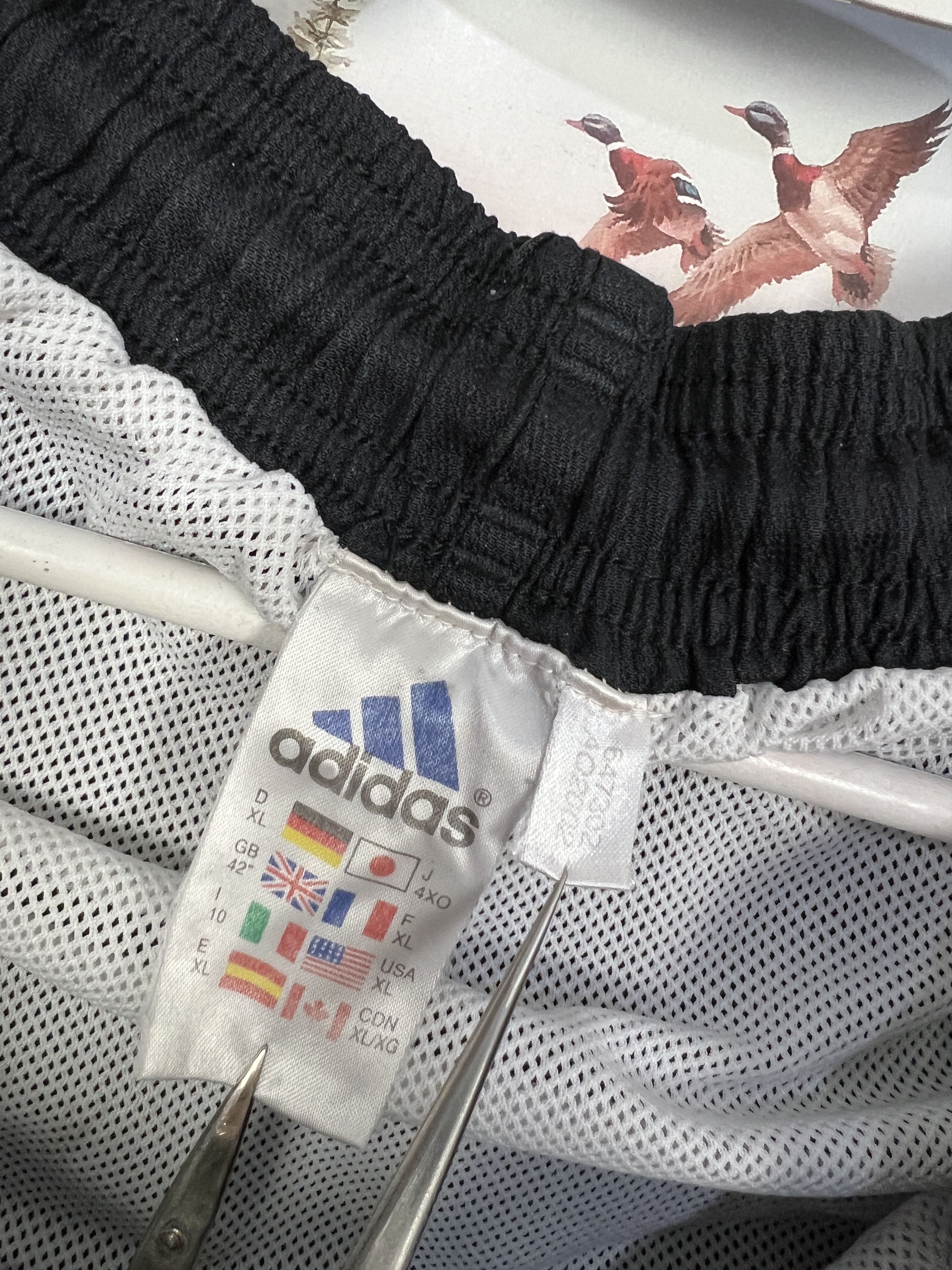 Adidas Vintage 90's Adidas Fenerbahce Football Shorts Soccer XL Size US 36 / EU 52 - 9 Thumbnail