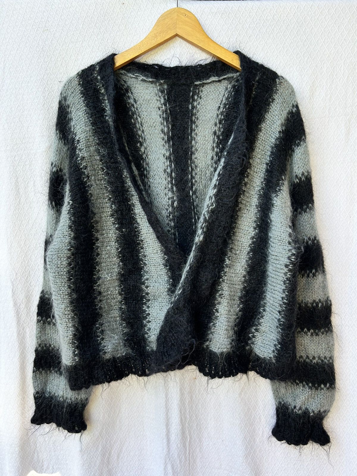 Japanese Brand Cardigan fuzzy mohair stripe style knit Size US M / EU 48-50 / 2 - 1 Thumbnail