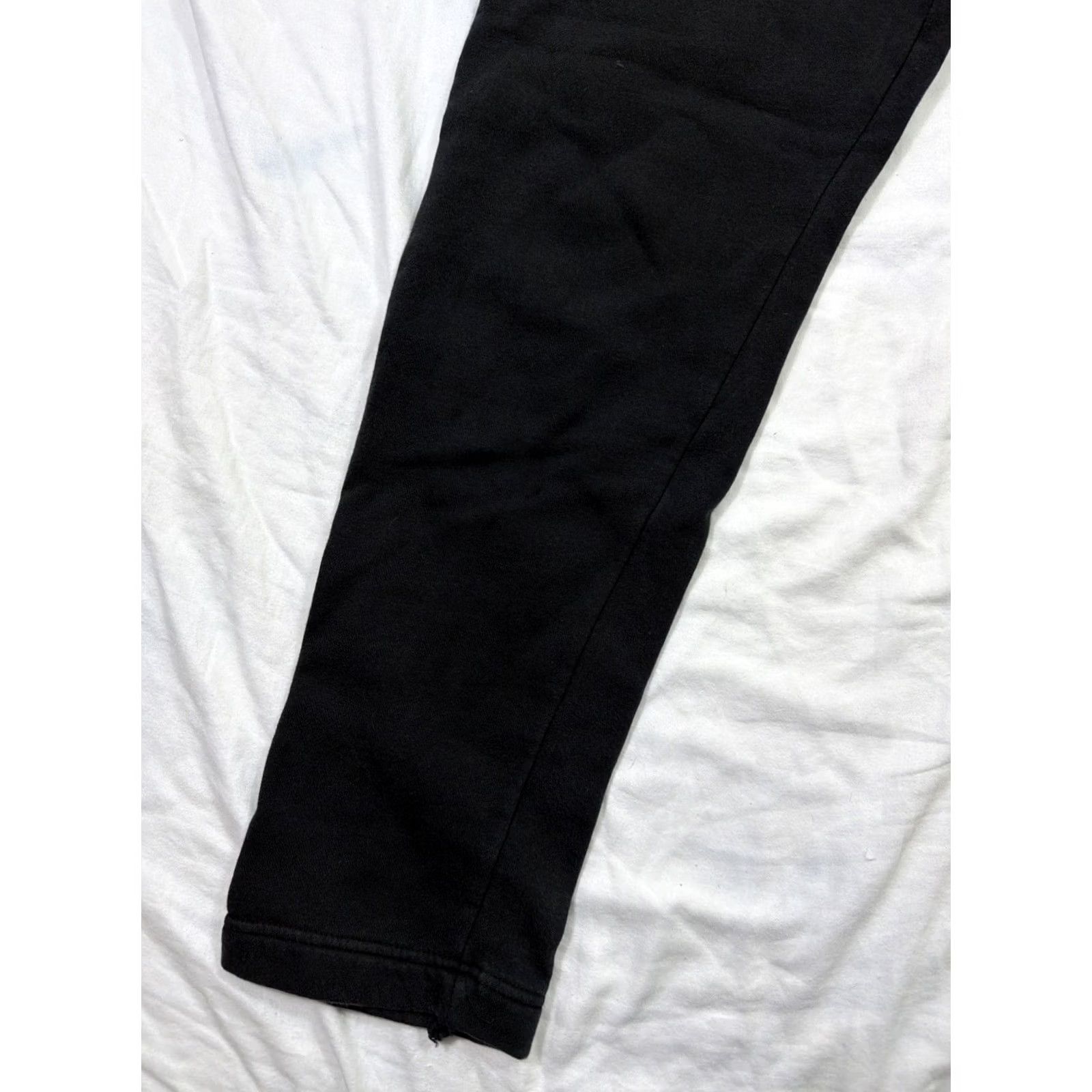 Nike Nike Club Fleece Pants Mens Small Black Joggers Sweatpants Athletic BV2707-010 Size US 29 - 3 Thumbnail