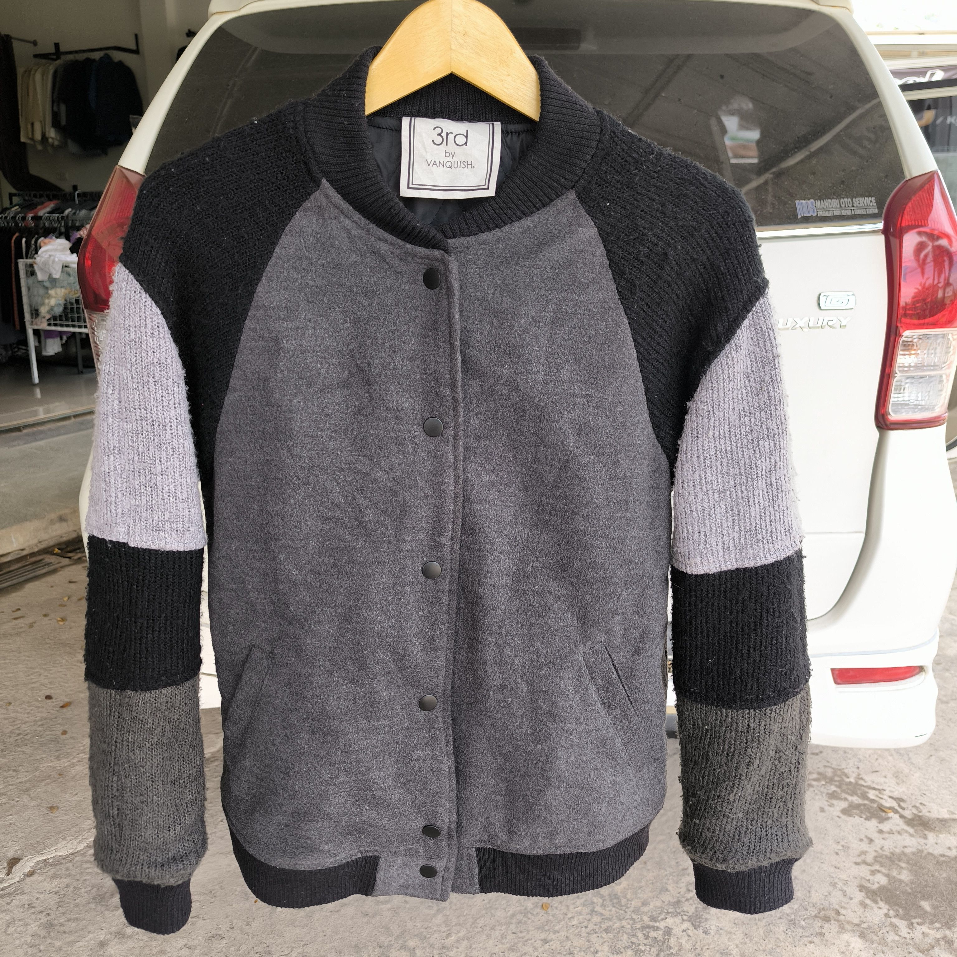 Vanquish Vintage Vanquish bomber wool jacket Size US S / EU 44-46 / 1 - 1 Thumbnail