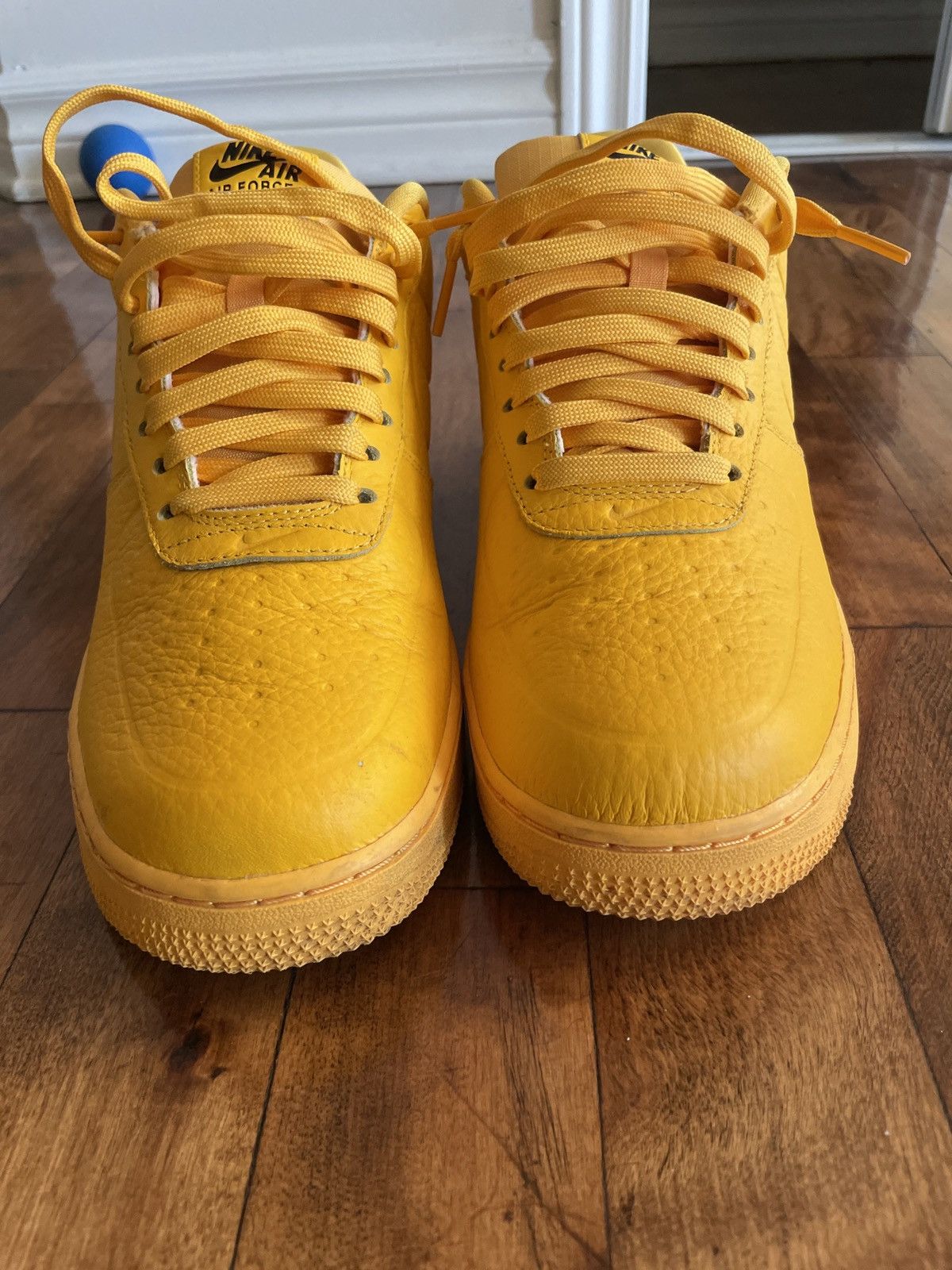 Nike Yellow Air Force 1 '07 Sneakers Size US 8.5 / EU 41-42 - 4 Thumbnail