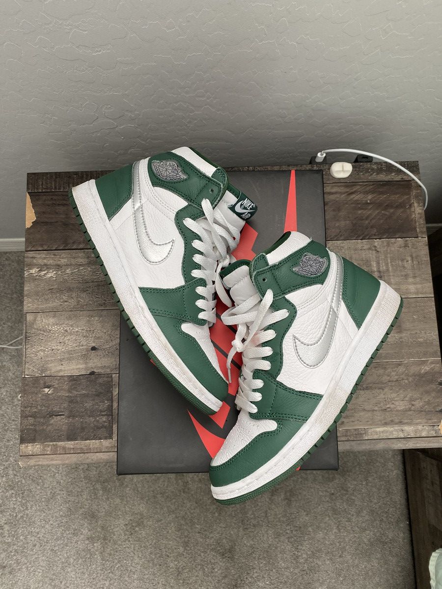 Jordan Brand Jordan 1 Metallic Green Size US 6 / EU 39 - 2 Thumbnail