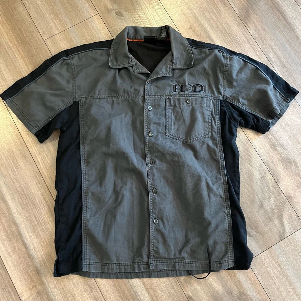 Harley Davidson Harley Davidson Grey Buttonup Shirt Men Medium Bin G-42 Size US M / EU 48-50 / 2 - 1 Thumbnail
