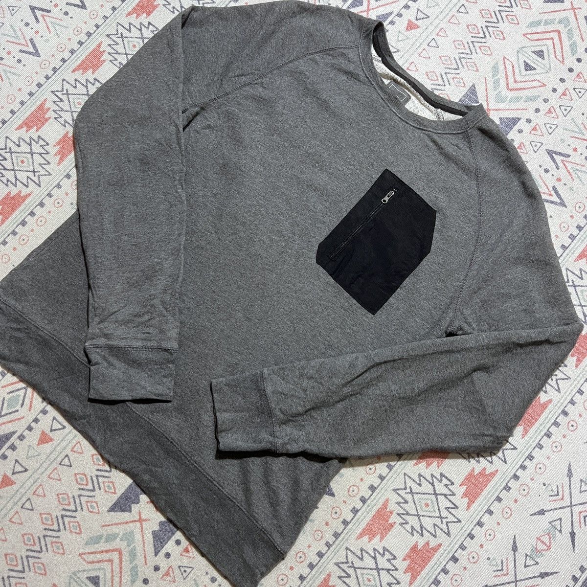 Gap GAP SWEATSHIRT POCKET STYLE COOGI Size US L / EU 52-54 / 3 - 3 Thumbnail