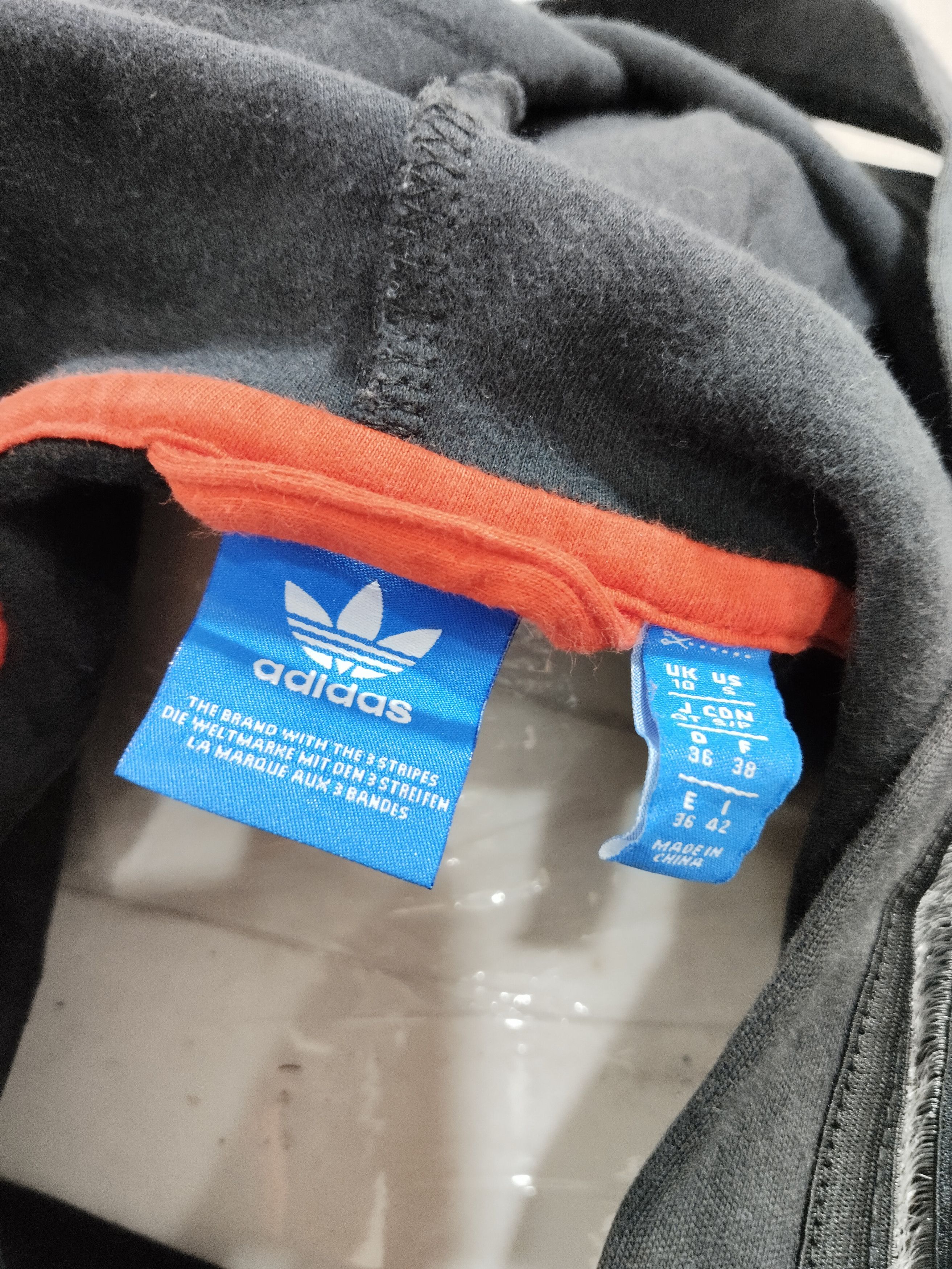 Adidas × Vintage Adidas Embroidery Logo Hoodie Sweatshirt Size US L / EU 52-54 / 3 - 7 Thumbnail