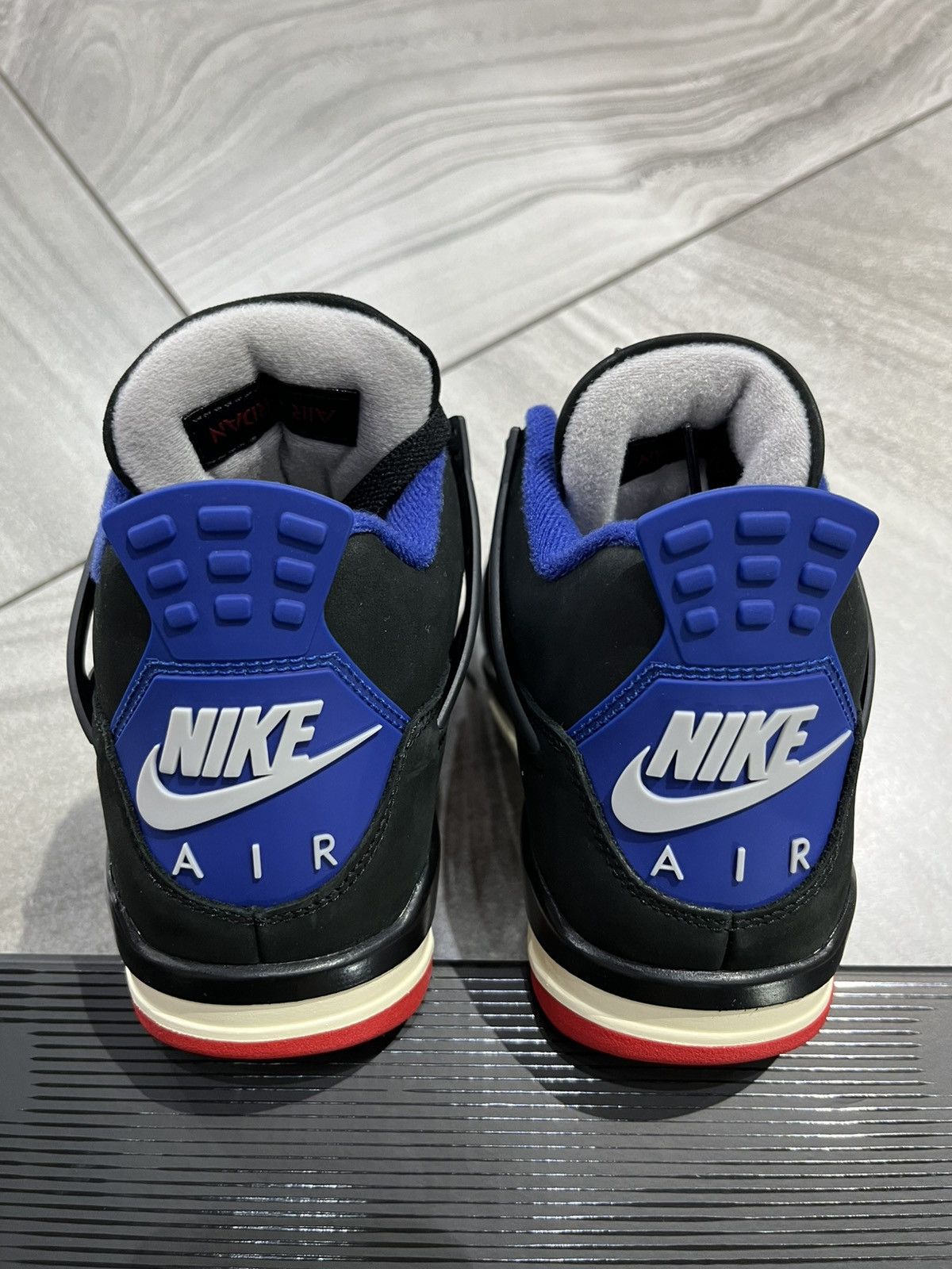 Jordan Brand × Nike Air Jordan 4 Rare Air Size US 7 / EU 40 - 4 Thumbnail