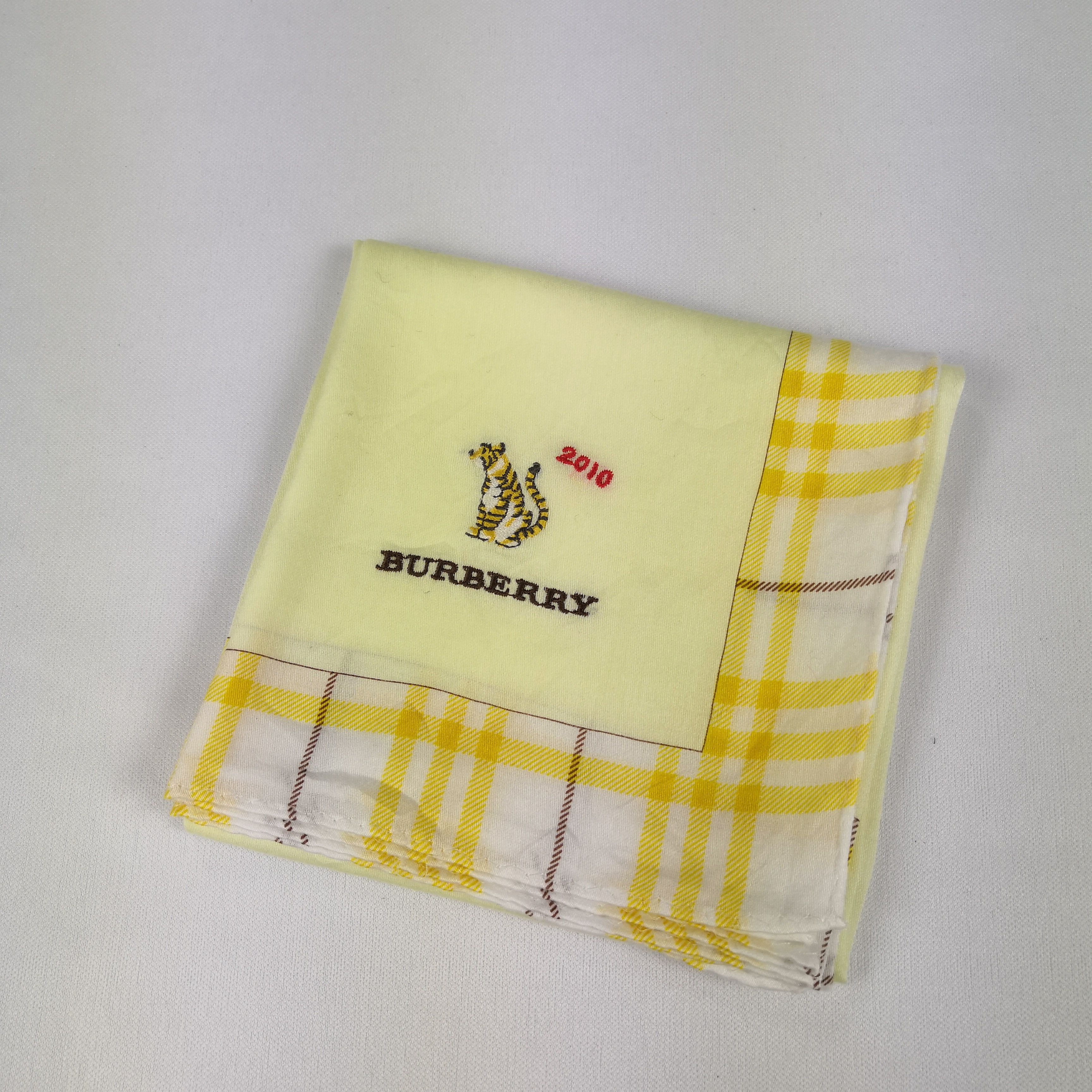 Burberry Vintage Burberry Handkerchief Bandana Pocket Square Size ONE SIZE - 4 Thumbnail