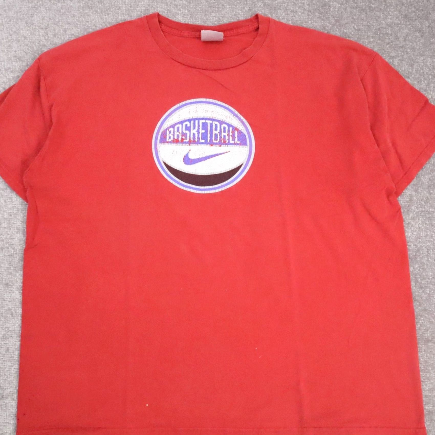 Nike VINTAGE Nike Basketball Shirt 2XL Red Short Sleeve Crew Neck Mens 90s Sports Swoosh Thrashed Size US XXL / EU 58 / 5 - 5 Thumbnail