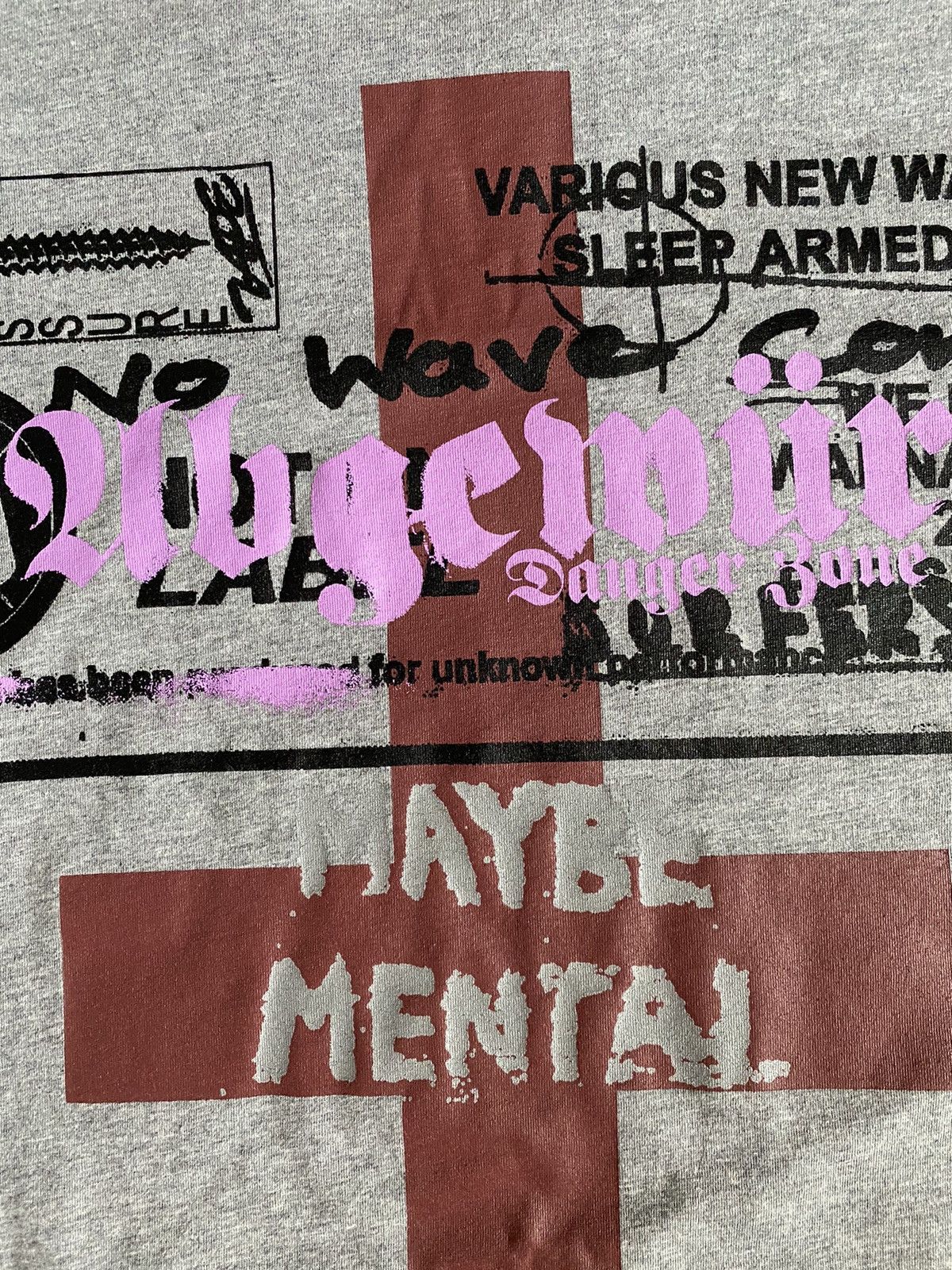 Vetements Vetements Maybe Mental Graphic Tee Size US XS / EU 42 / 0 - 6 Thumbnail