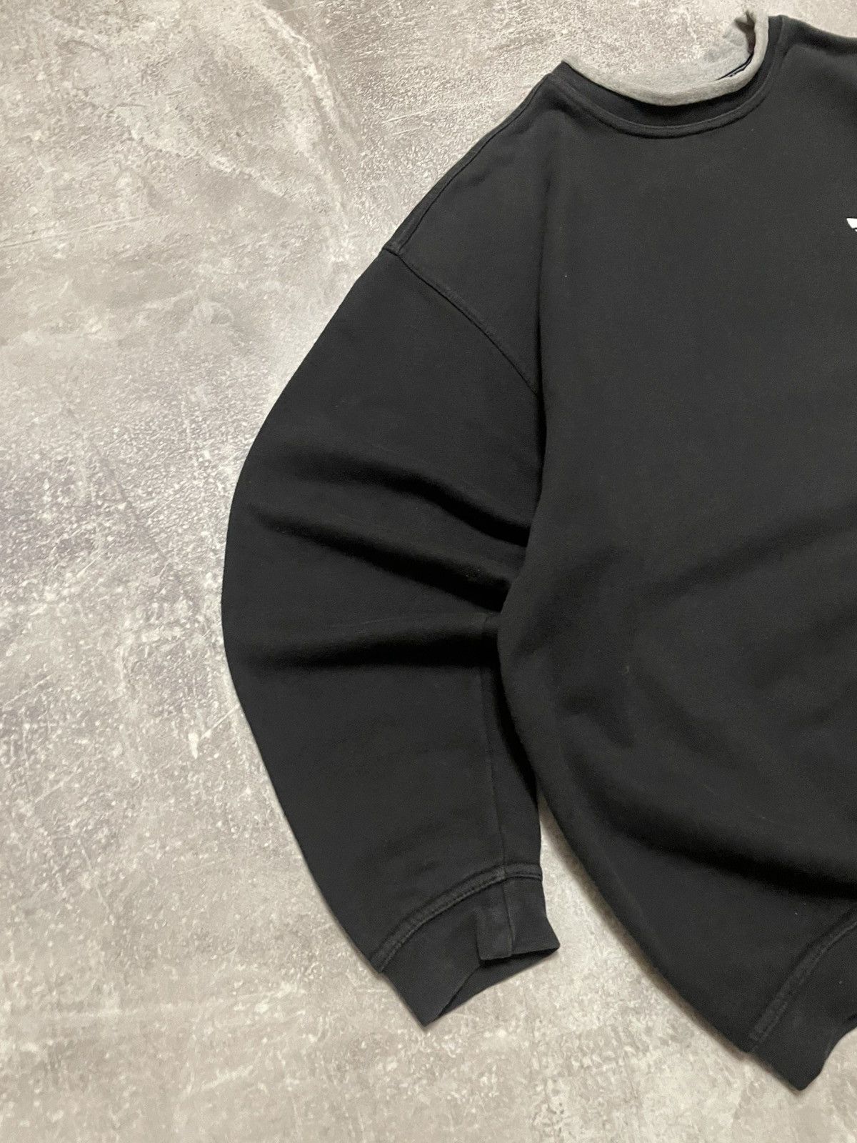 Adidas Vintage 90s Adidas Basic Sweatshirt Crewneck Y2K Size US M / EU 48-50 / 2 - 4 Thumbnail